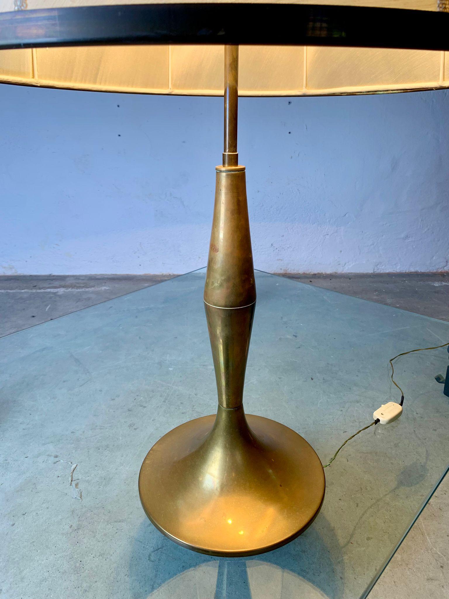 Brass table lamp and fabric lampshade, 1950s, italy. in vendita 6