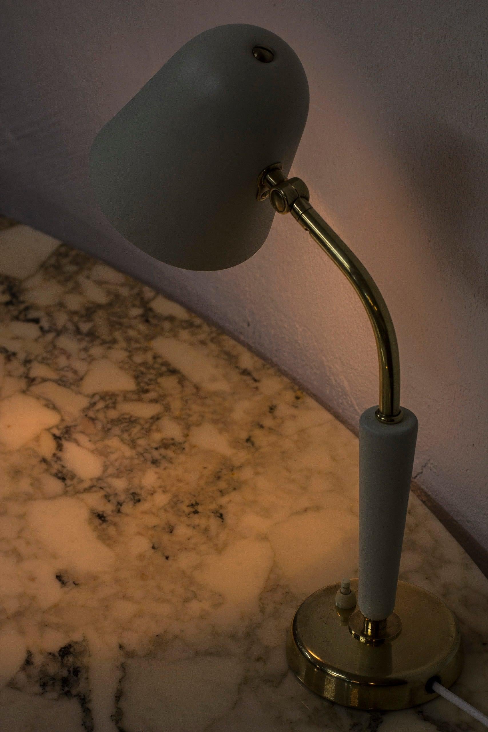 Brass Table Lamp by Bertil Brisborg for Nordiska Kompaniet, Swedish modern For Sale 5