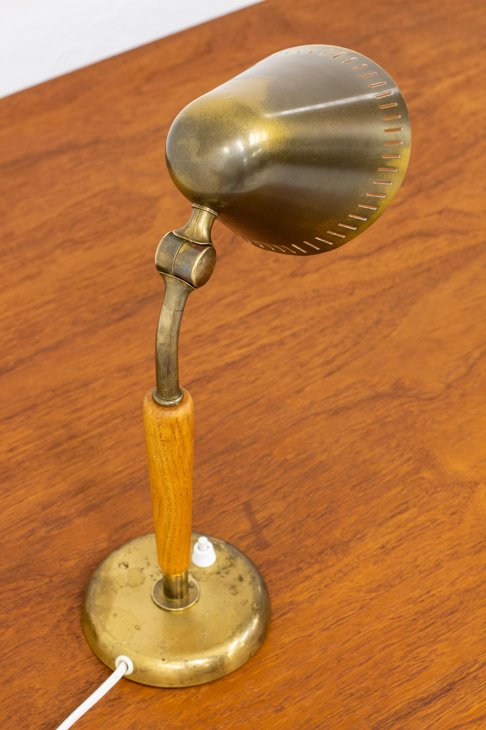Swedish Brass Table Lamp by Harald Elof Notini for Böhlmarks, Sweden, 1940s