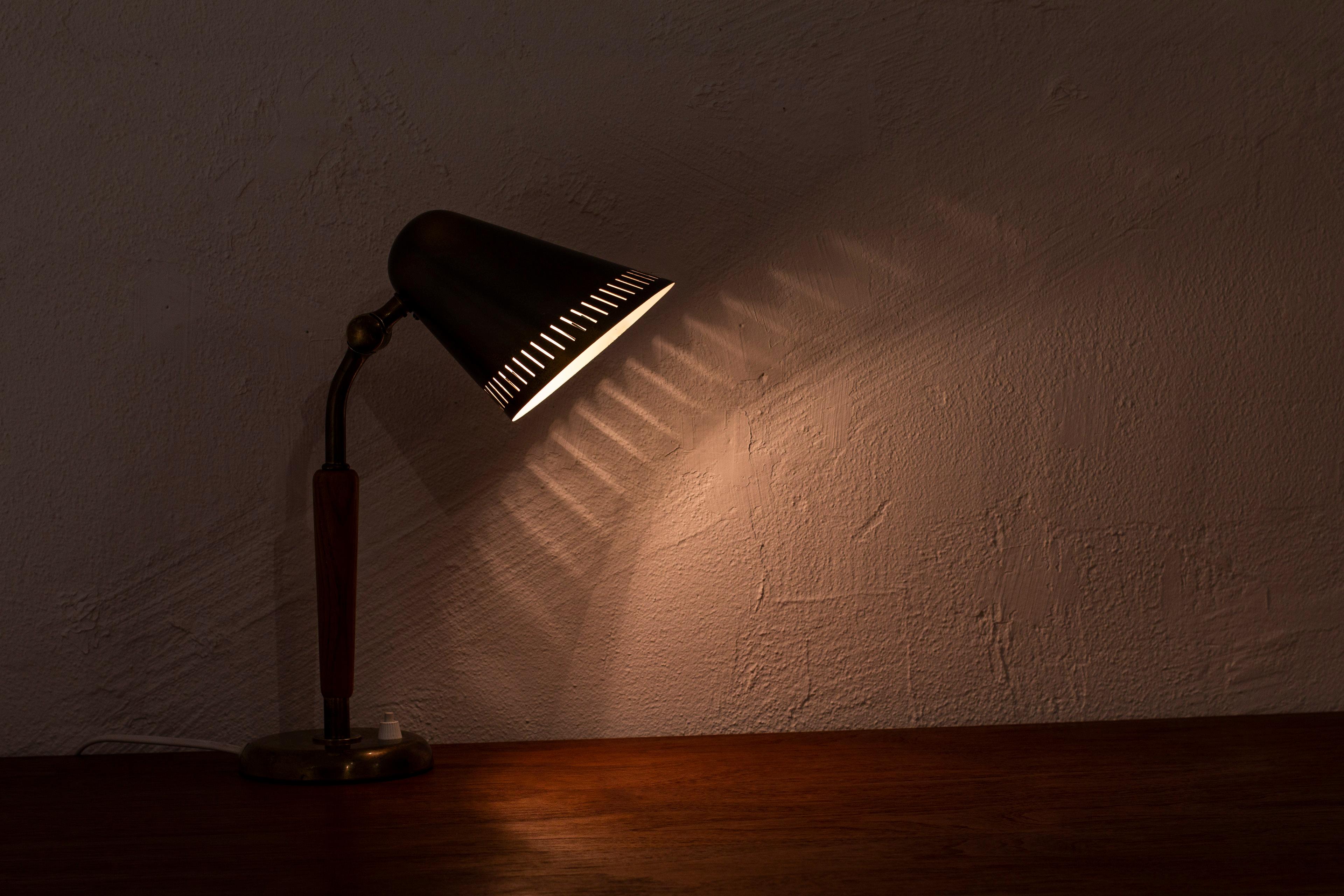 Brass Table Lamp by Harald Elof Notini for Böhlmarks, Sweden, 1940s 2