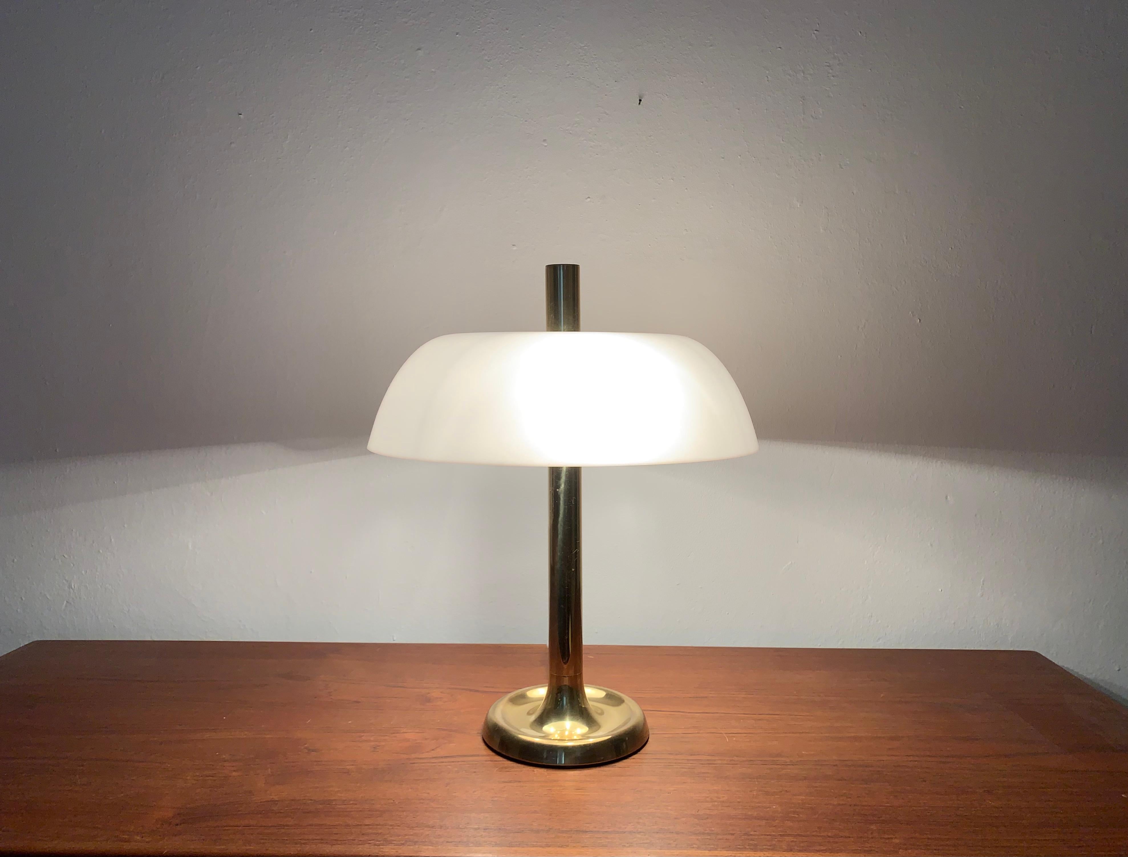 Brass Table Lamp by Hillebrand 2
