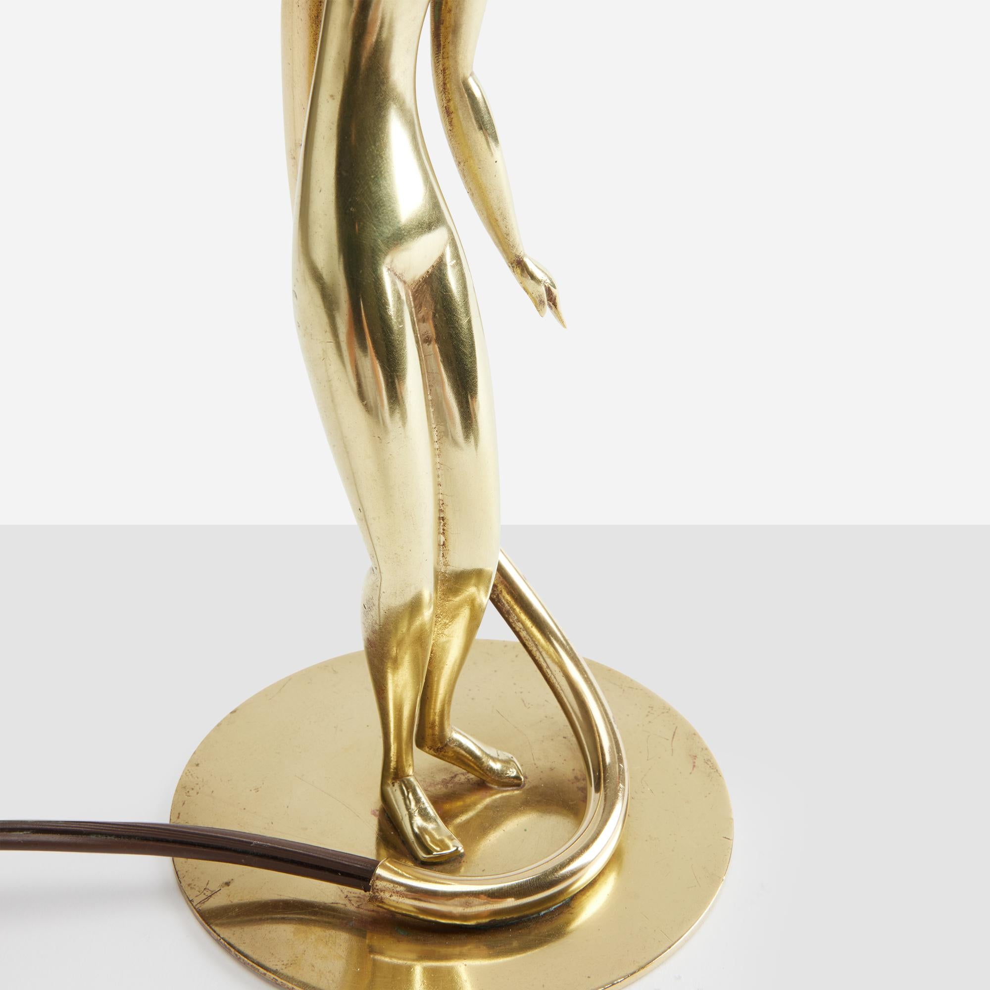 Lampe de table en laiton de Karl Hagenauer en vente 4