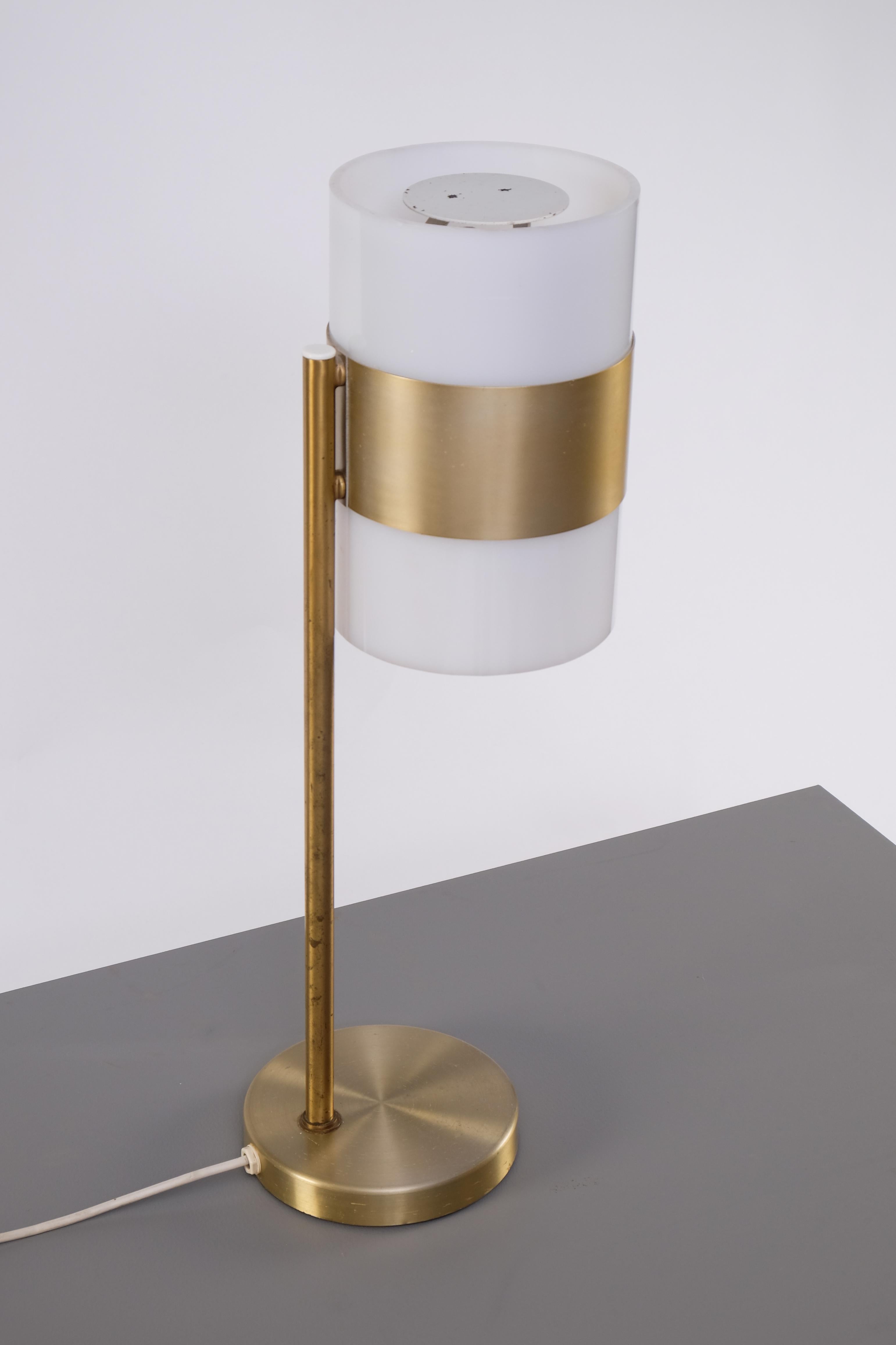 Scandinavian Modern Brass Table Lamp by Luxus, Sweden, 1960s For Sale