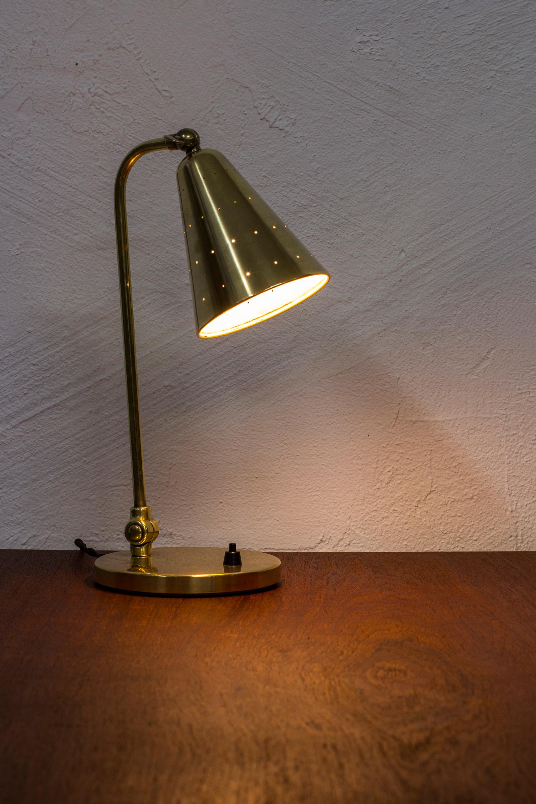 Brass Table Lamp by Svend Aageholm Sørensen, Holm Sørensen & Co, Denmark, 1950s For Sale 4