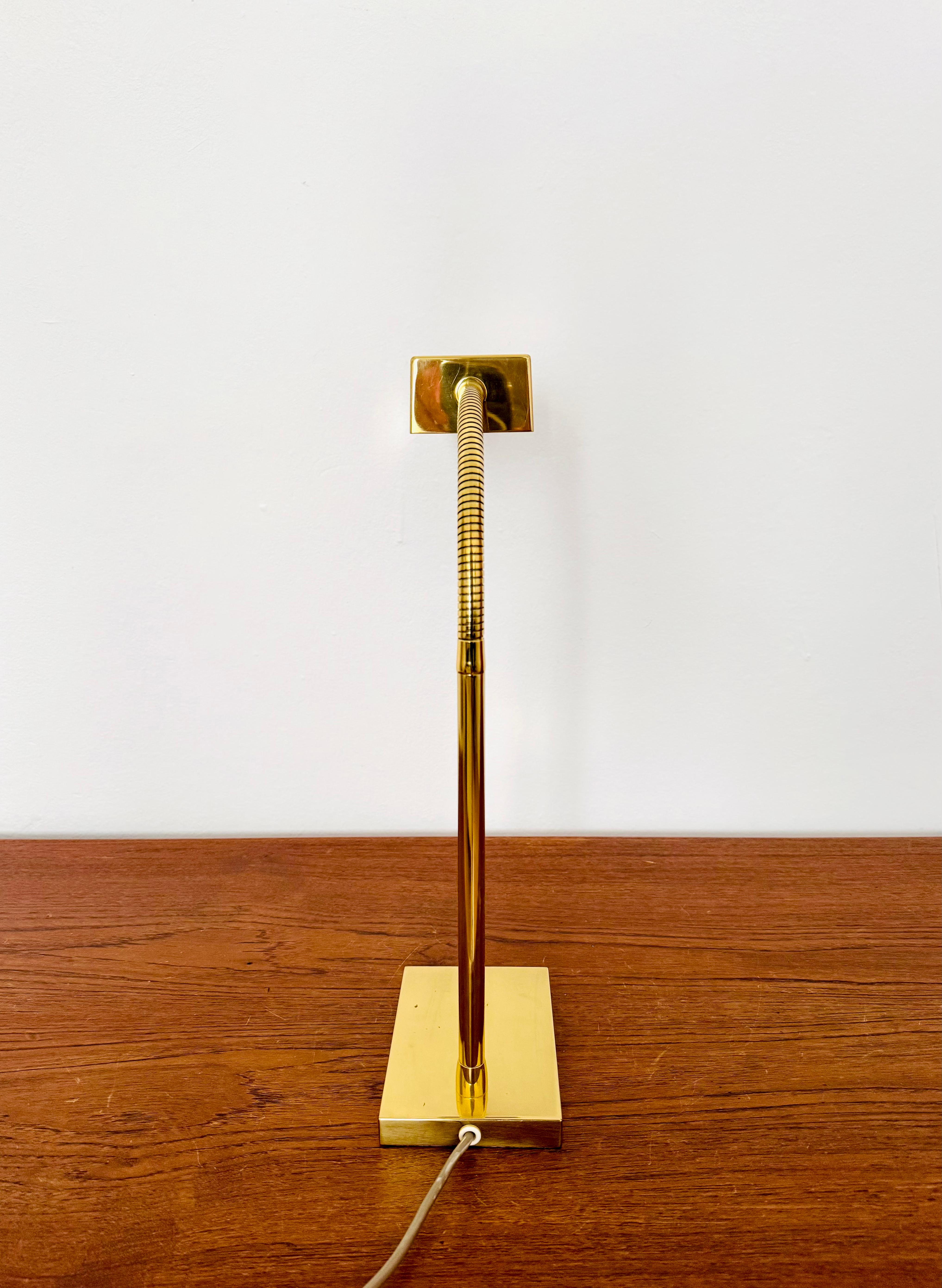 Lámpara de mesa de latón by Colección Vereinigte Werkstätten en venta 1