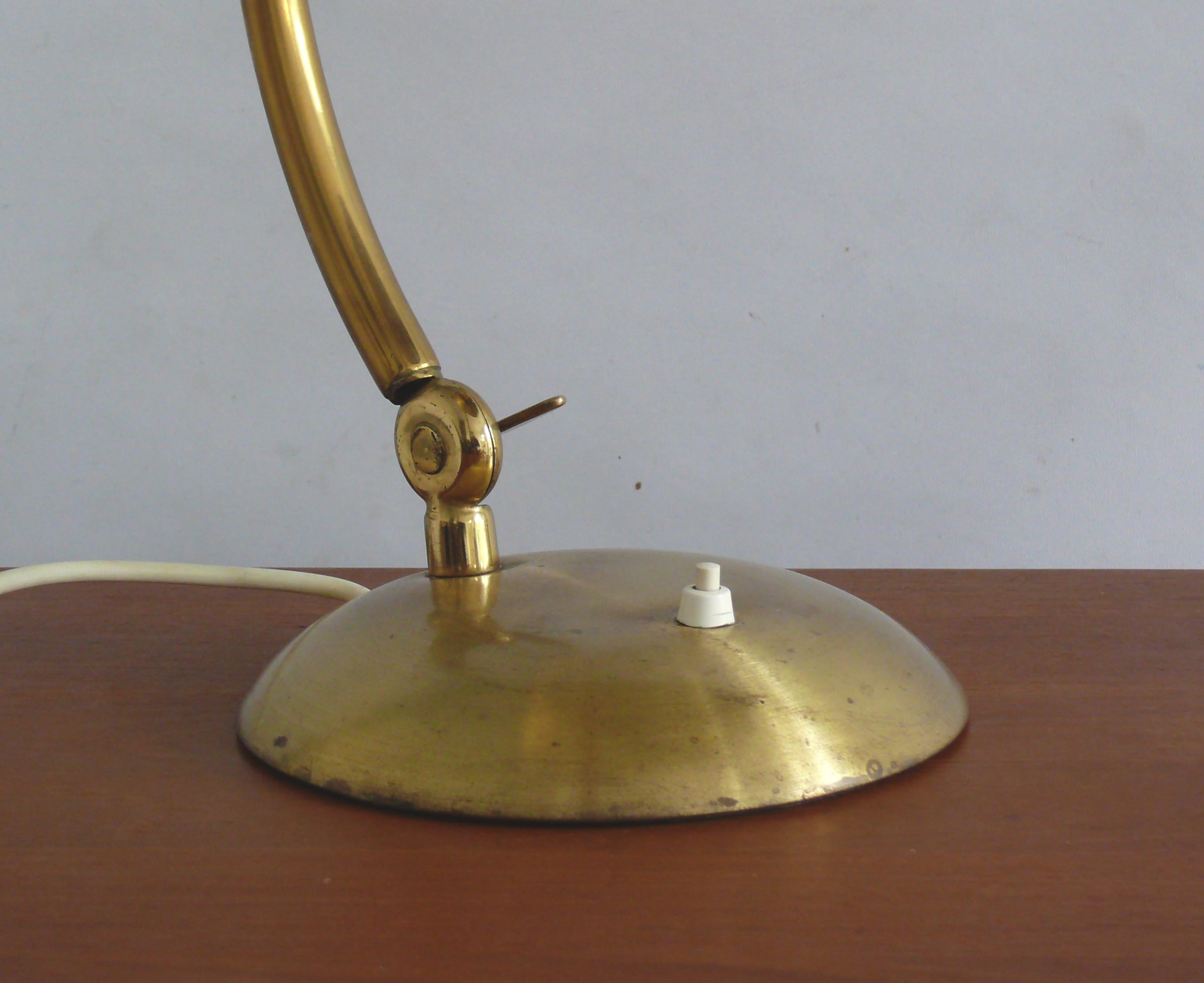 Lámpara de mesa de latón, Lámpara de escritorio, Hillebrand, Alemania, años 30 en venta 6