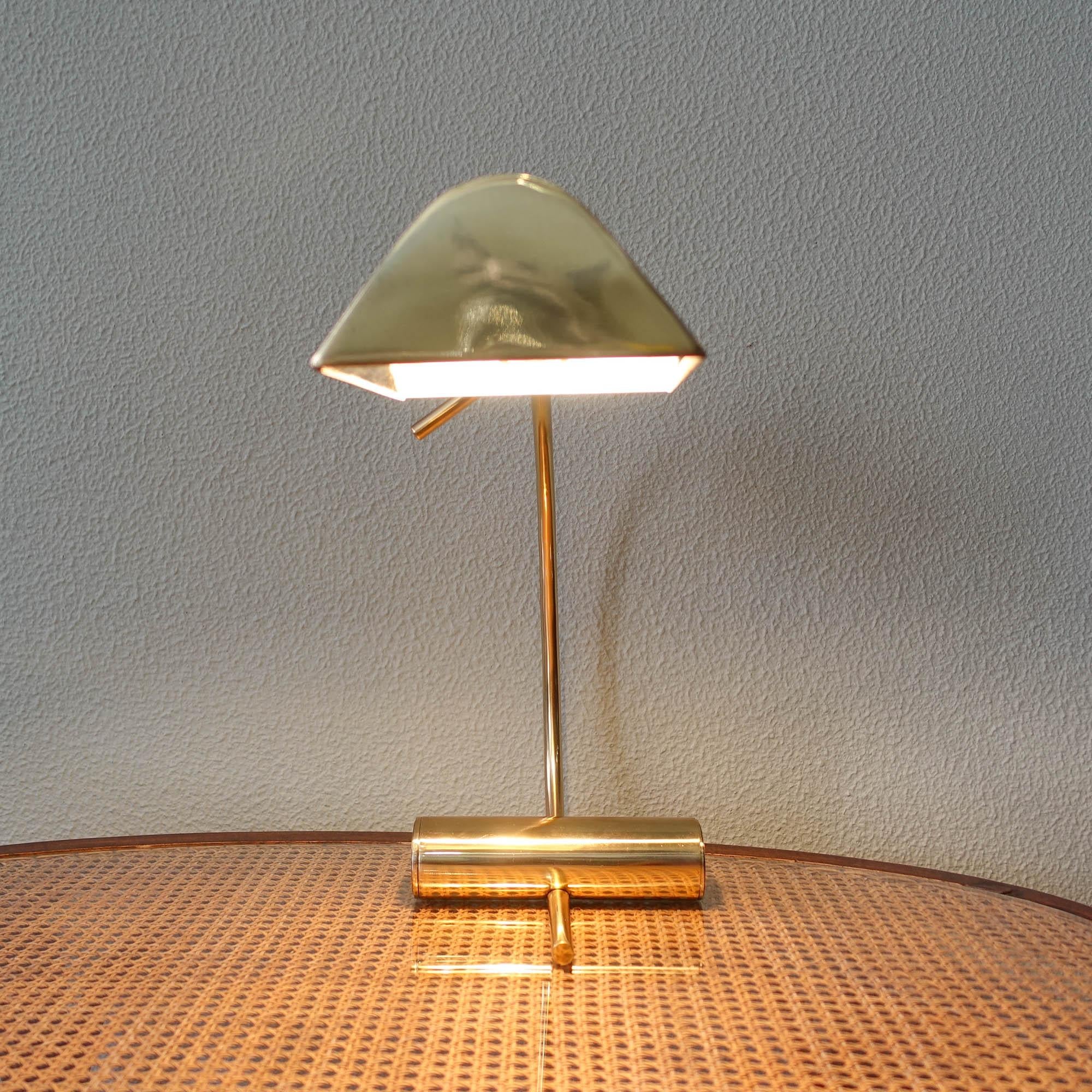 Fin du 20e siècle Lampe de bureau en laiton de Boulanger, années 1970 en vente