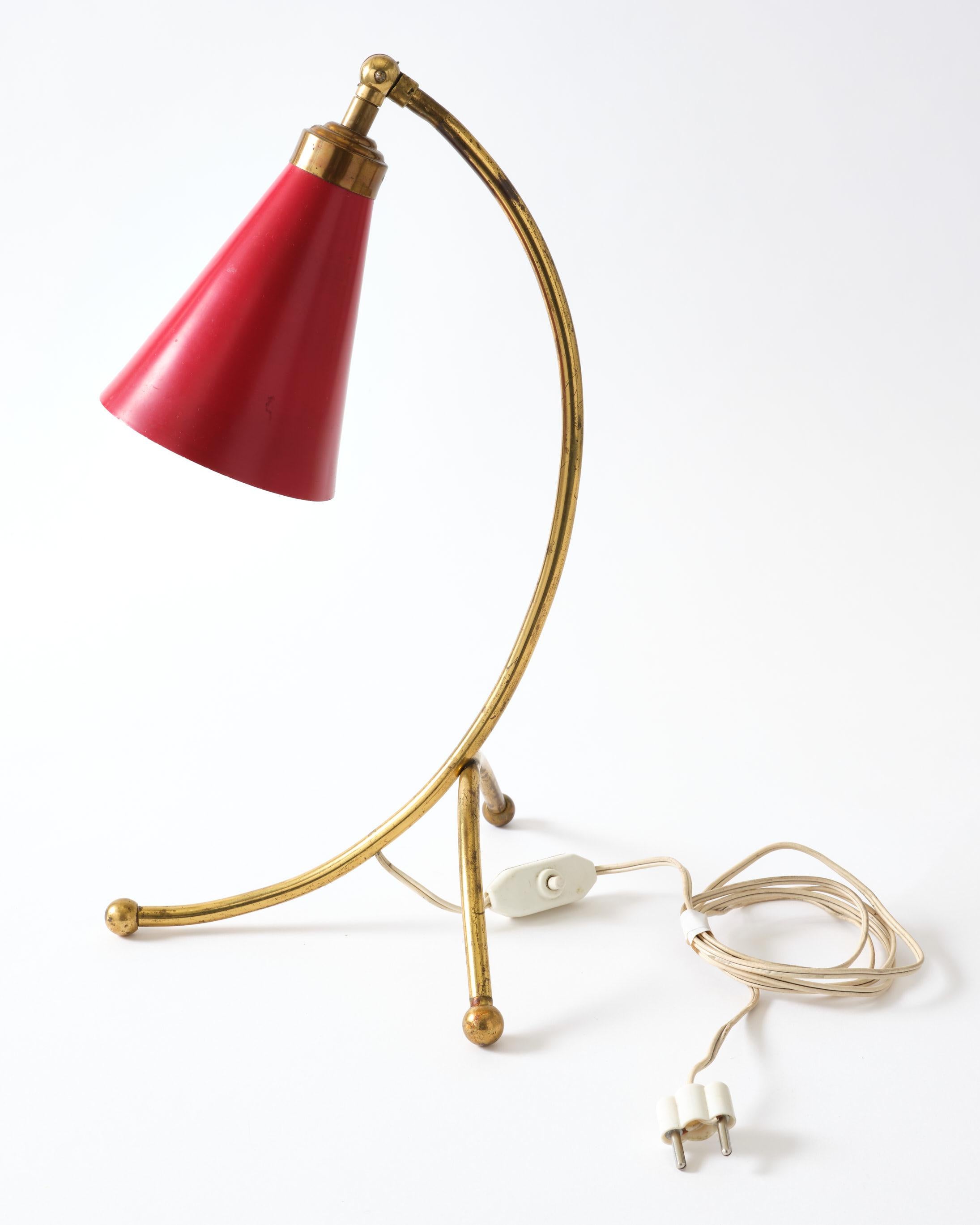 Brass Table Lamp, Italy, Curved Brass Base with Red Metal Shade, C 1950 In Good Condition For Sale In New York, NY