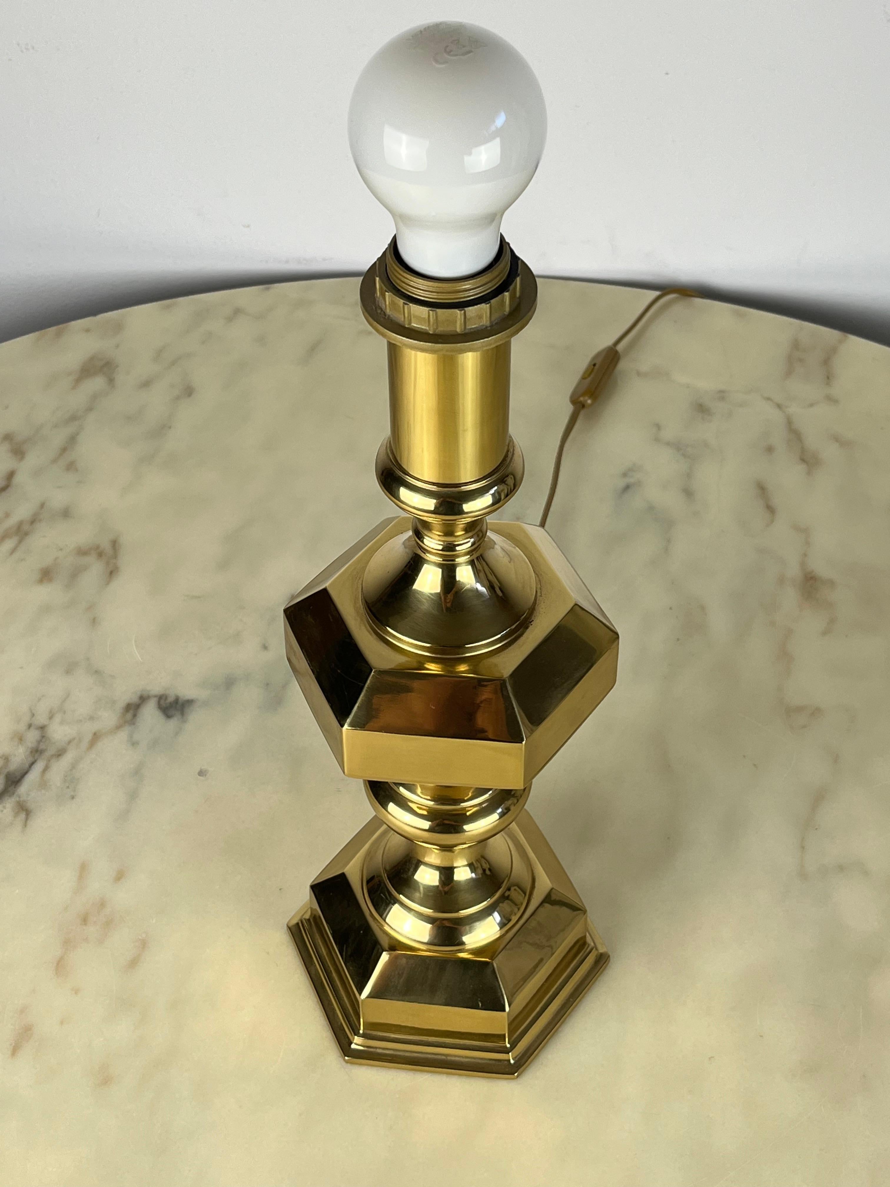 Brass Table Lamp, Made in Italy, 1980s In Good Condition For Sale In Palermo, IT