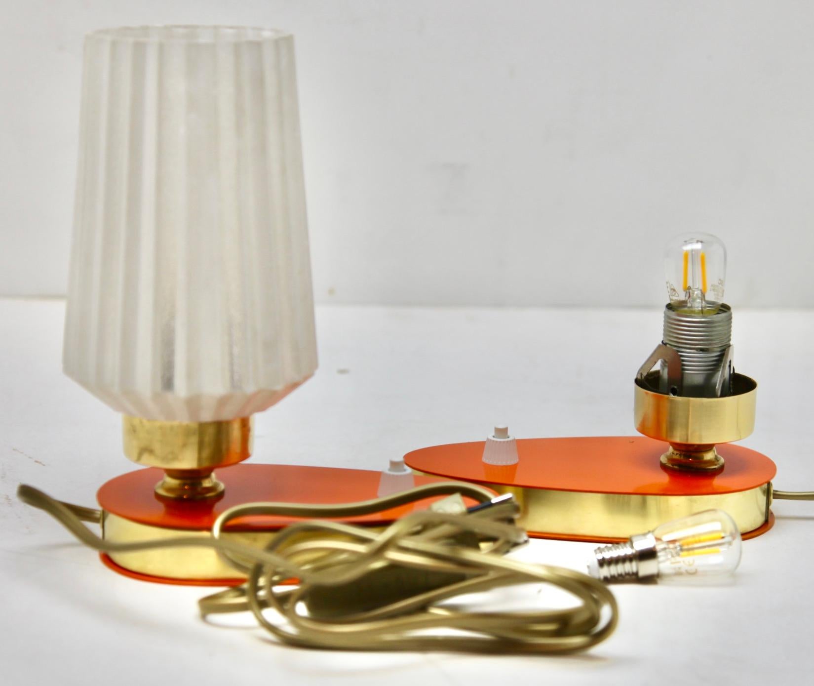 Laiton Lampe de bureau ou lampe de table en laiton, ensemble de 2, milieu du siècle, années 1960 en vente