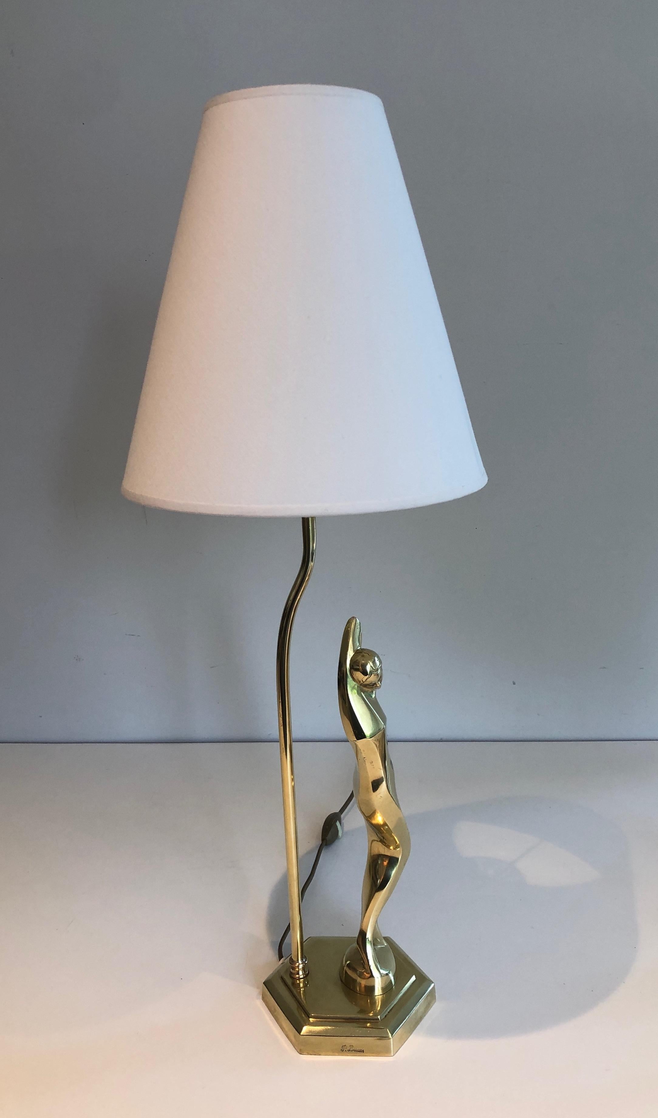Brass Table Lamp Representing a Stylished Woman For Sale 5