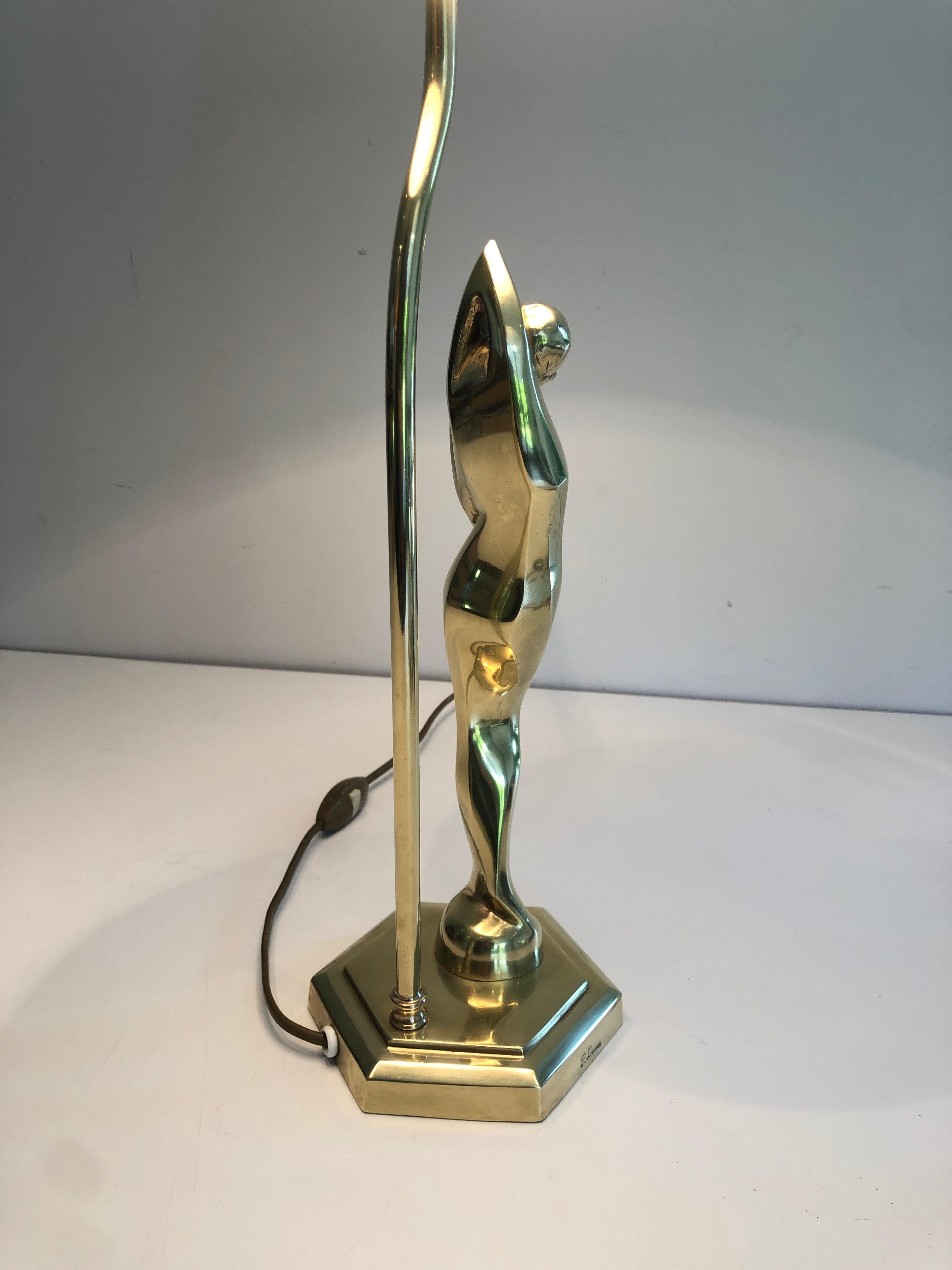 Brass Table Lamp Representing a Stylished Woman For Sale 8