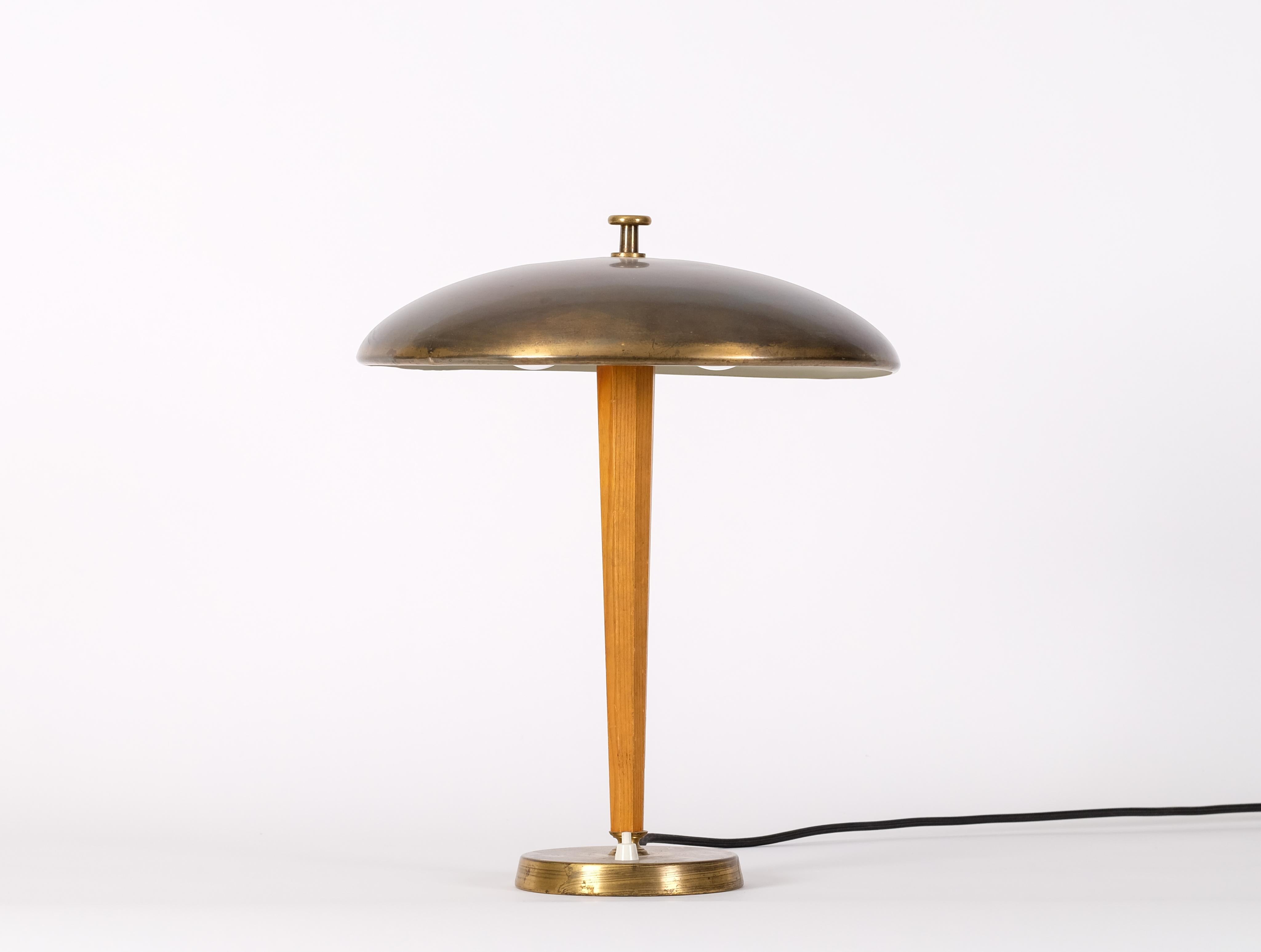 Swedish Bertil Brisborg Table Lamp, Sweden, 1940s For Sale