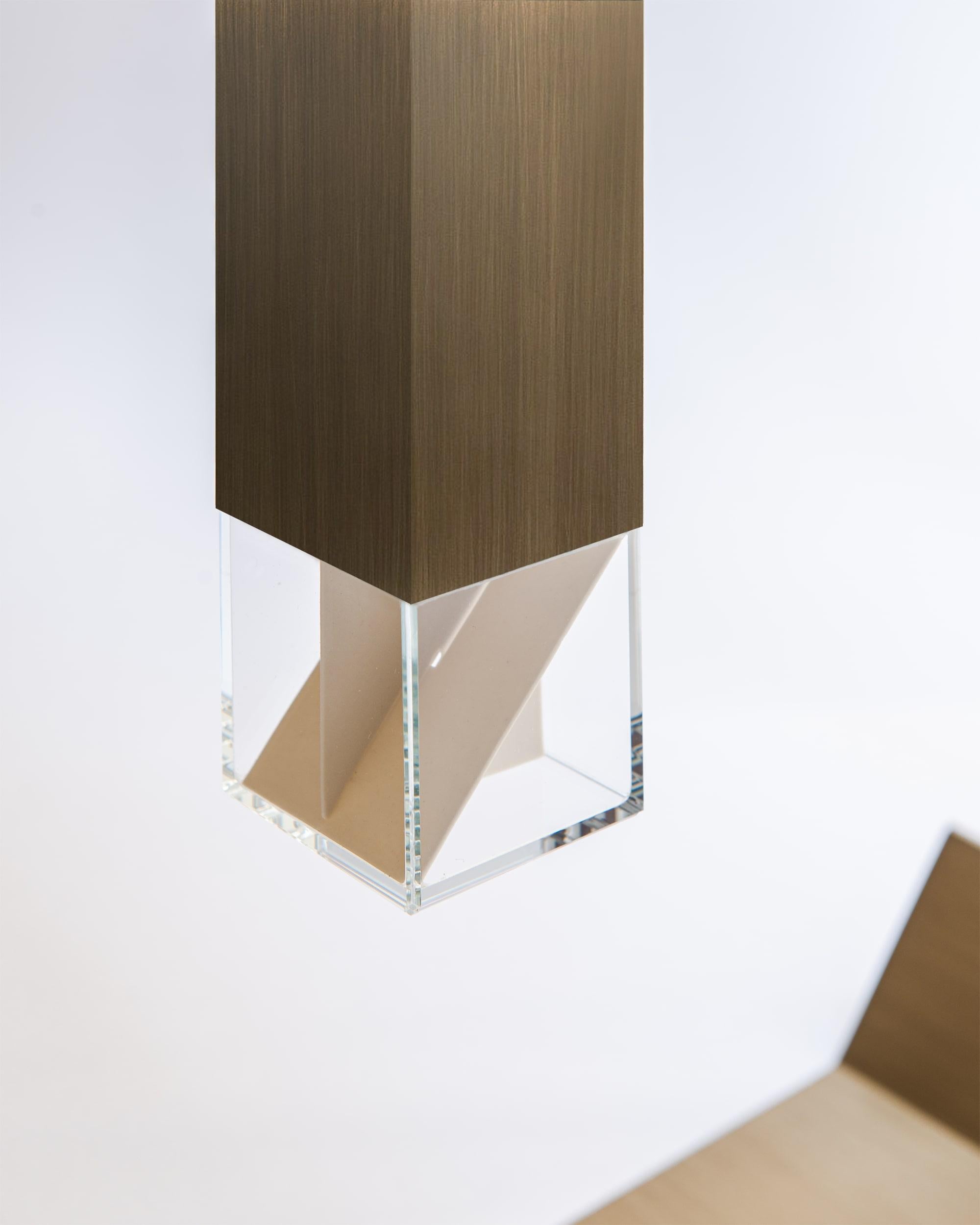 Moderne Lampe de bureau deux 01 Revamp Edition de Formaminima en laiton en vente