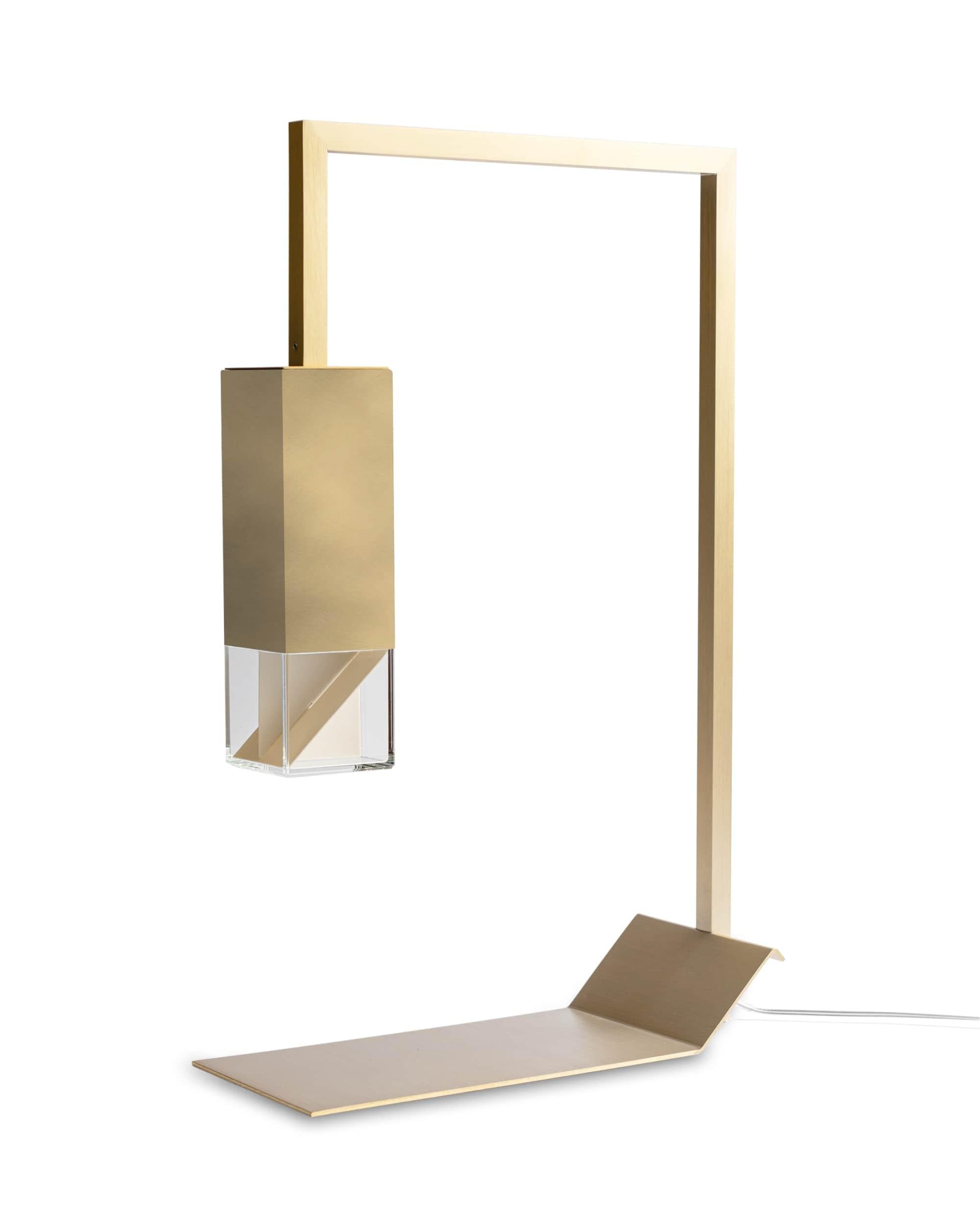 Brass table lamp two 02 Revamp Edition by Formaminima
Limited Edition of 250 pieces. Numbered and signed with certificate of authenticity.
Dimensions: W 10 x D 25 x H 40 cm.
Materials: Crystal shade, brushed burnished brass.

All our lamps can