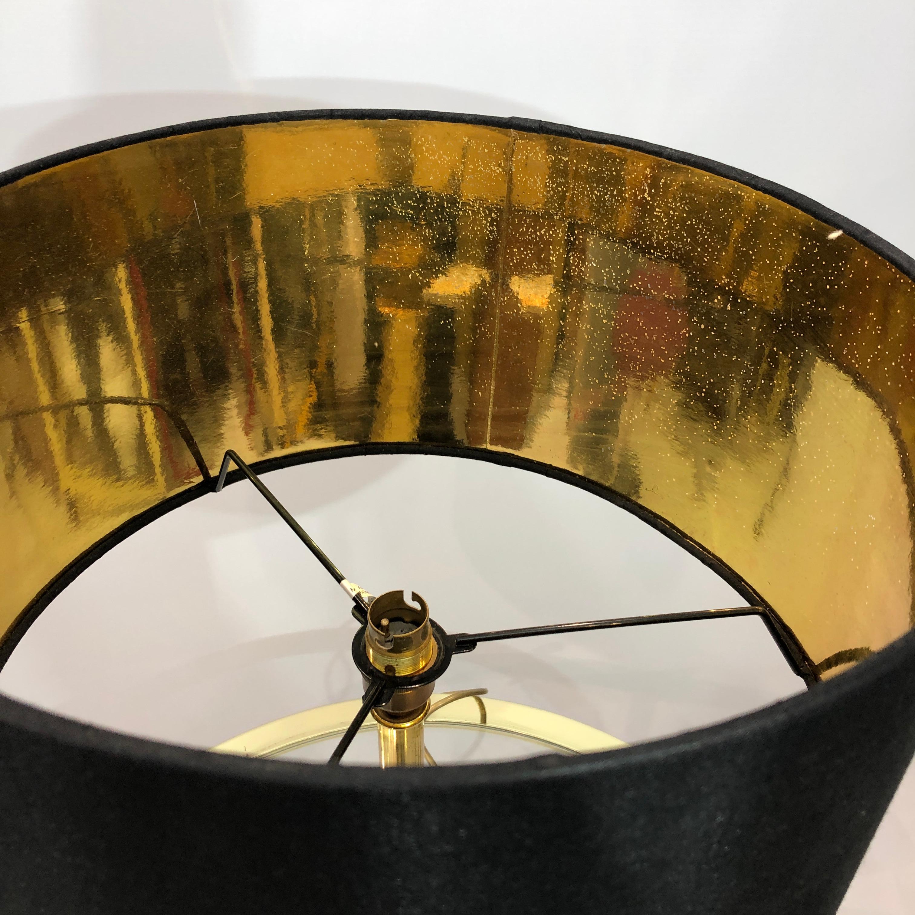 Fin du 20e siècle Lampe de table en laiton avec abat-jour MidCentury Modern Minimalist 1980s Hollywood Regency en vente