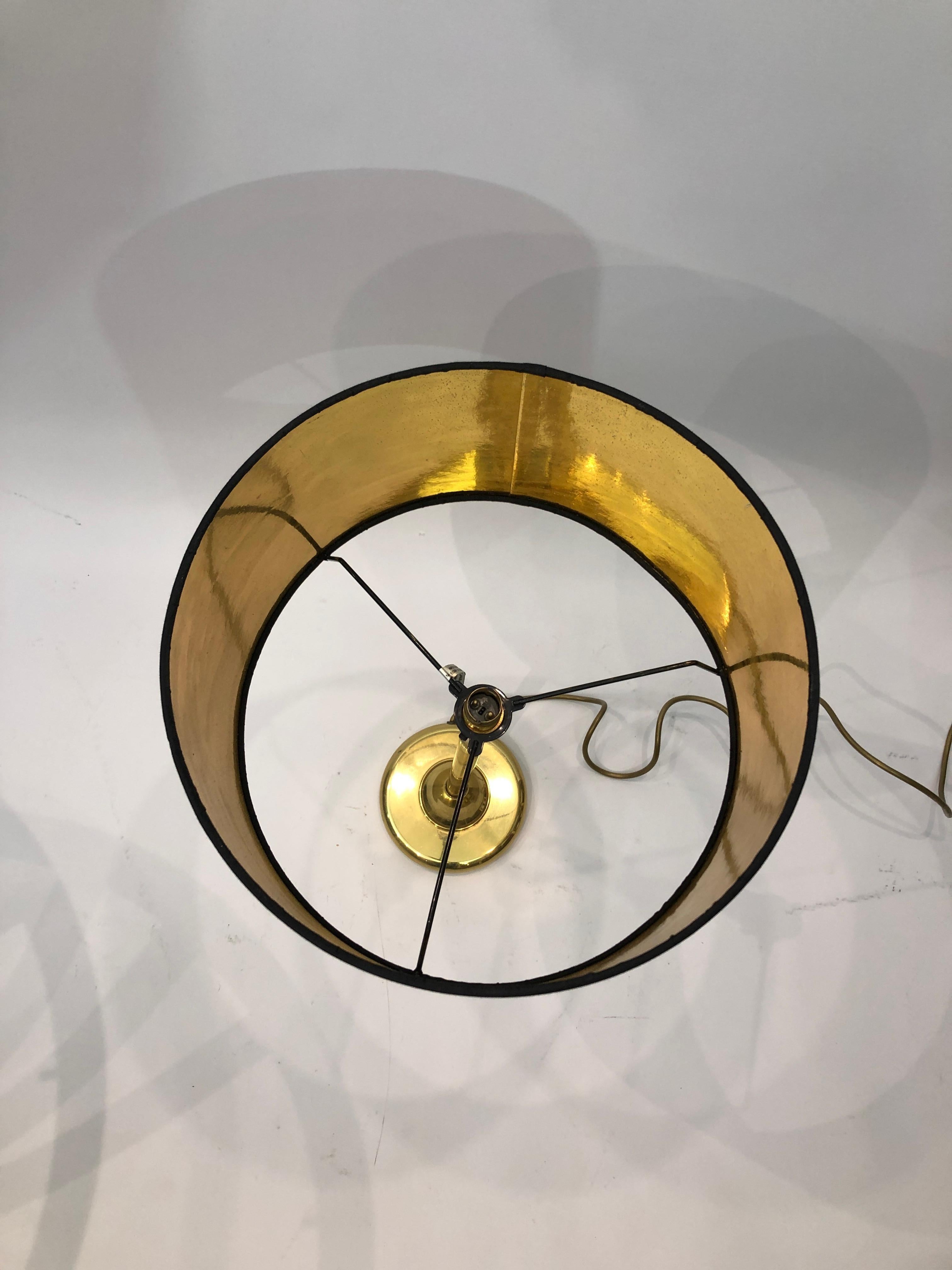 Lampe de table en laiton avec abat-jour MidCentury Modern Minimalist 1980s Hollywood Regency en vente 2
