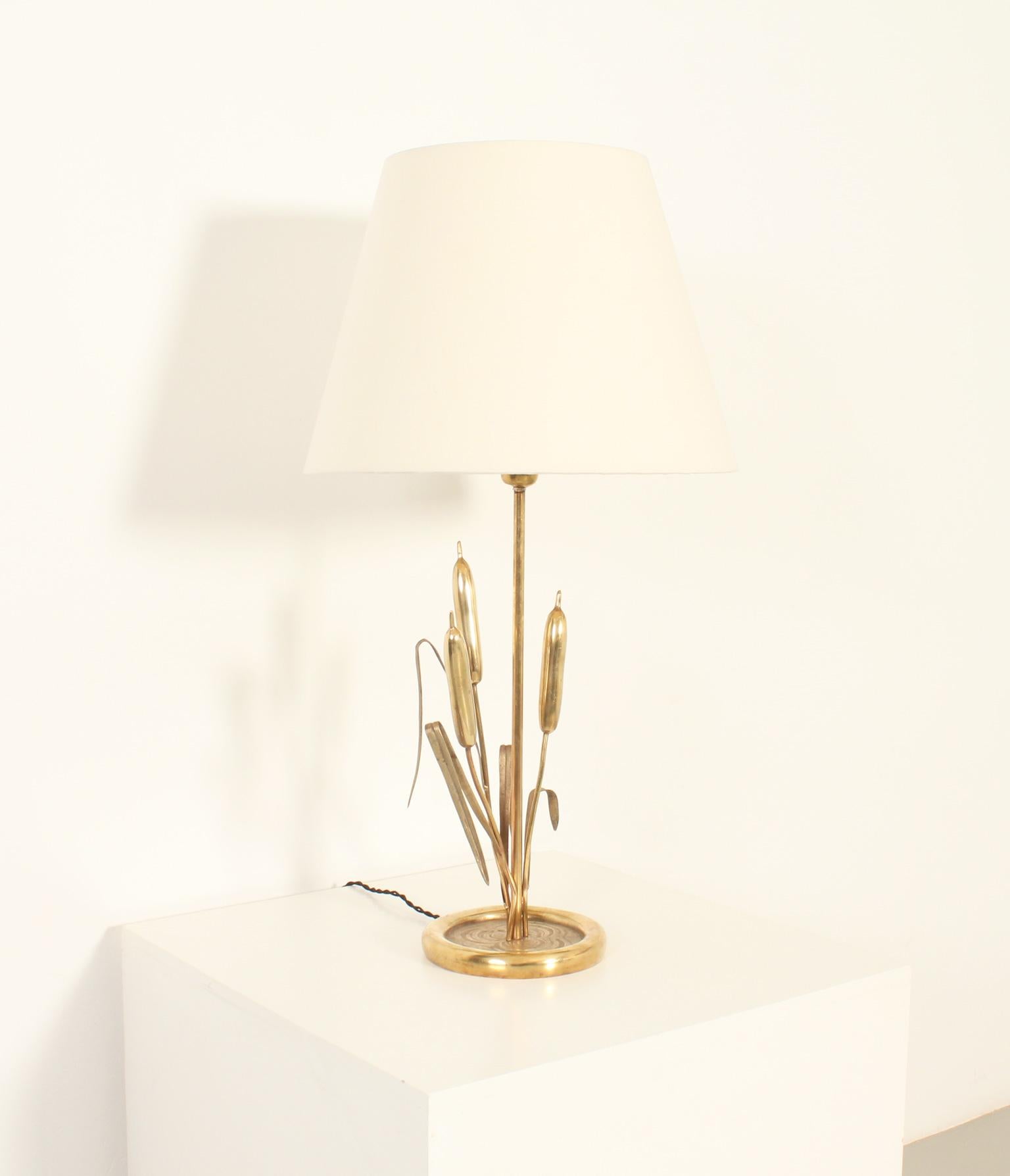 Messing-Tischlampe mit Weizennadeln aus den 1970er Jahren, Italien im Angebot 4