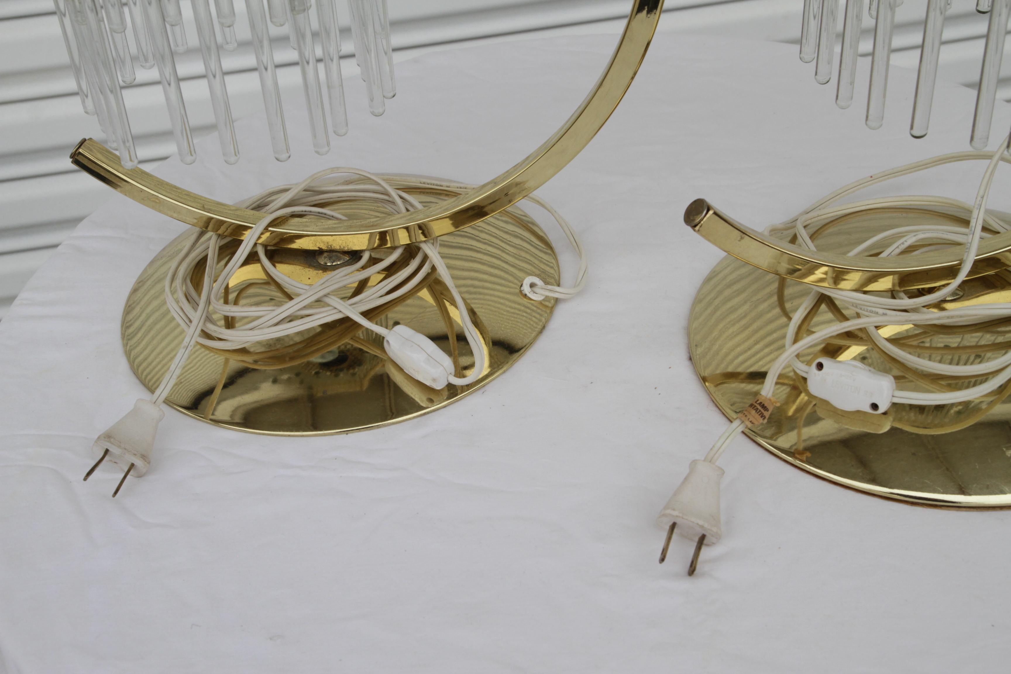 Lampes de table en laiton avec tiges de verre Cascade par Gaetano Sciolari Excellent état - En vente à Pasadena, TX