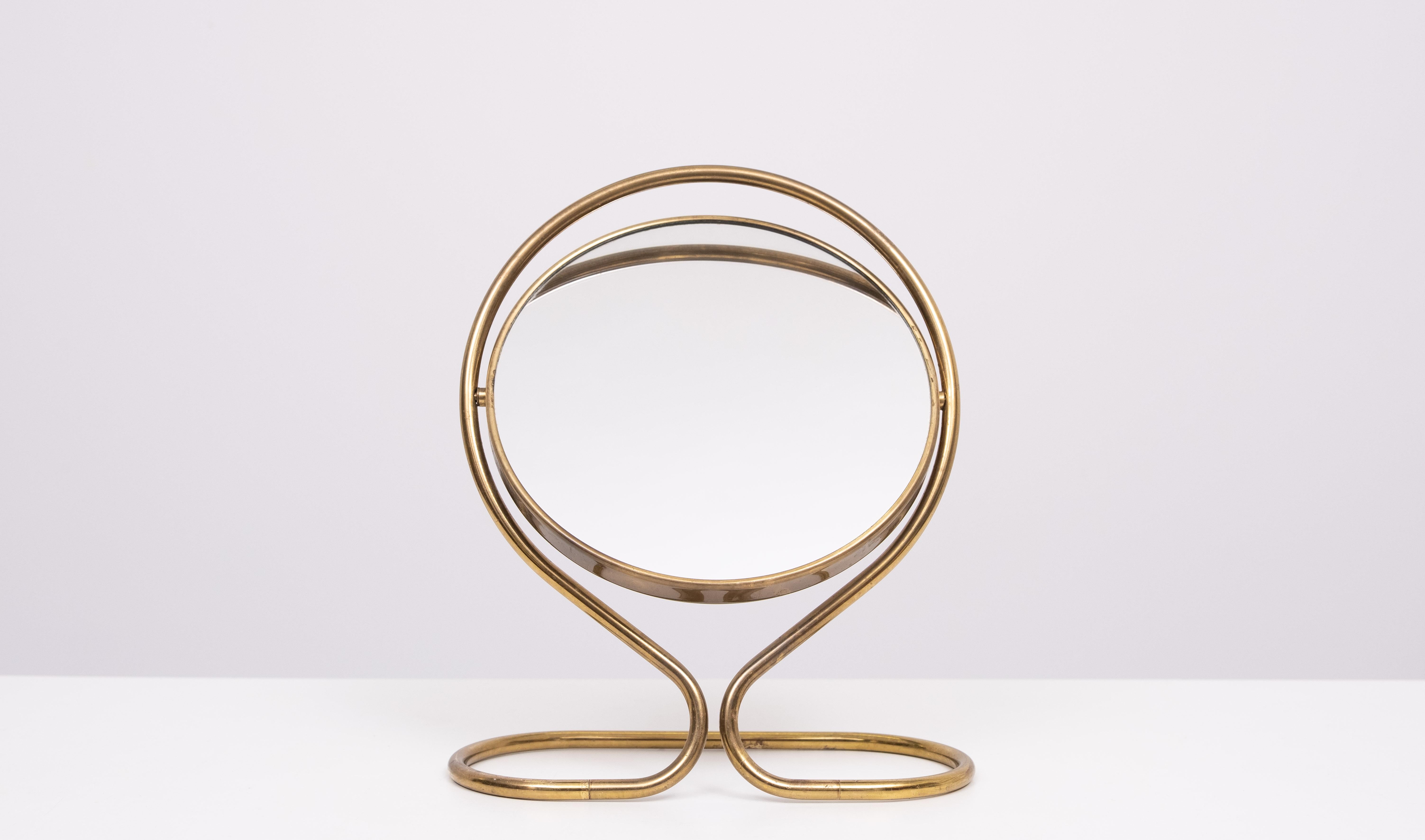 Brass Table magnifying tillable. Mirror 1960s France In Good Condition For Sale In Den Haag, NL