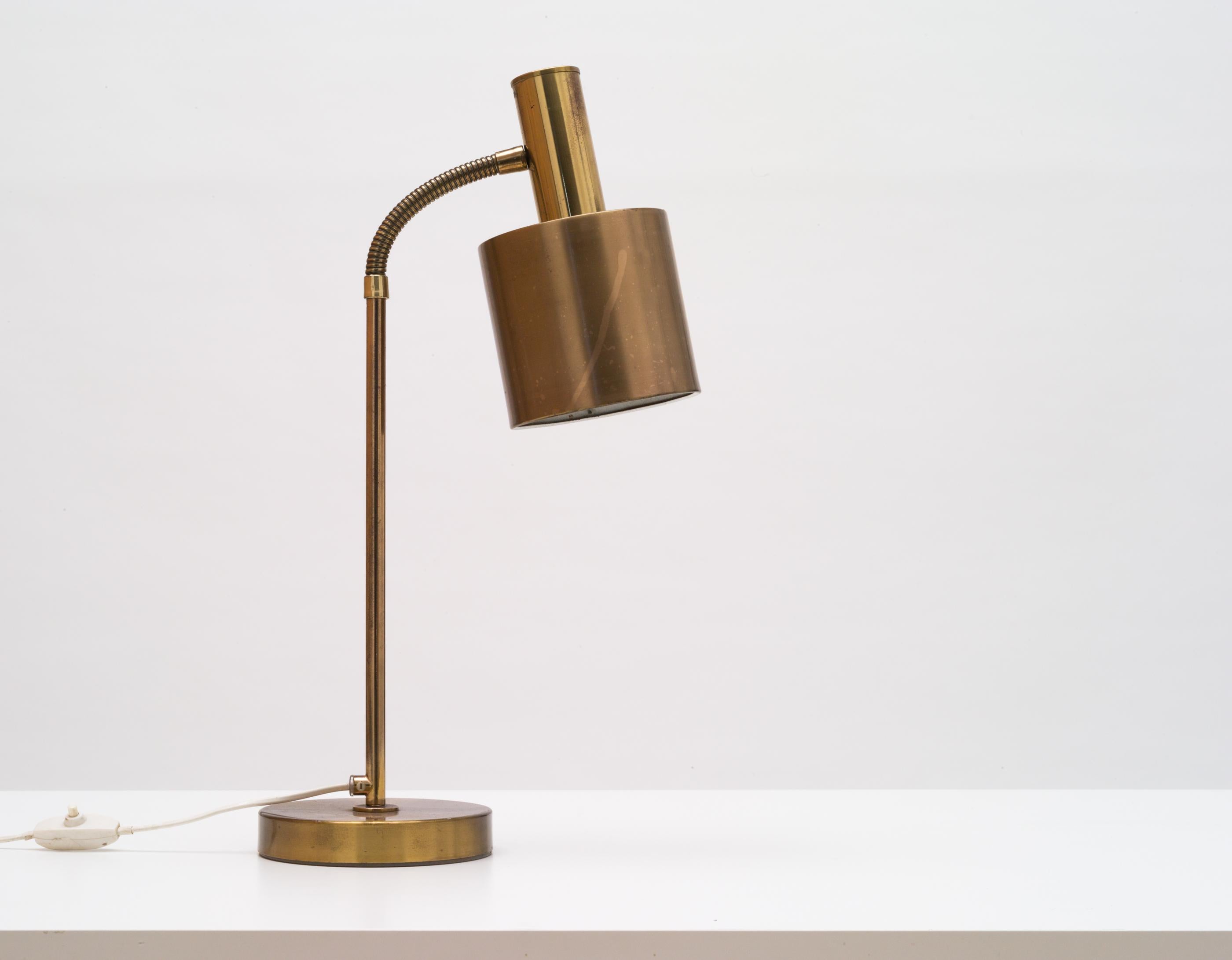 Brass table/reading lamp produced by Tyringe Konsthantverk, Sweden 1960s.