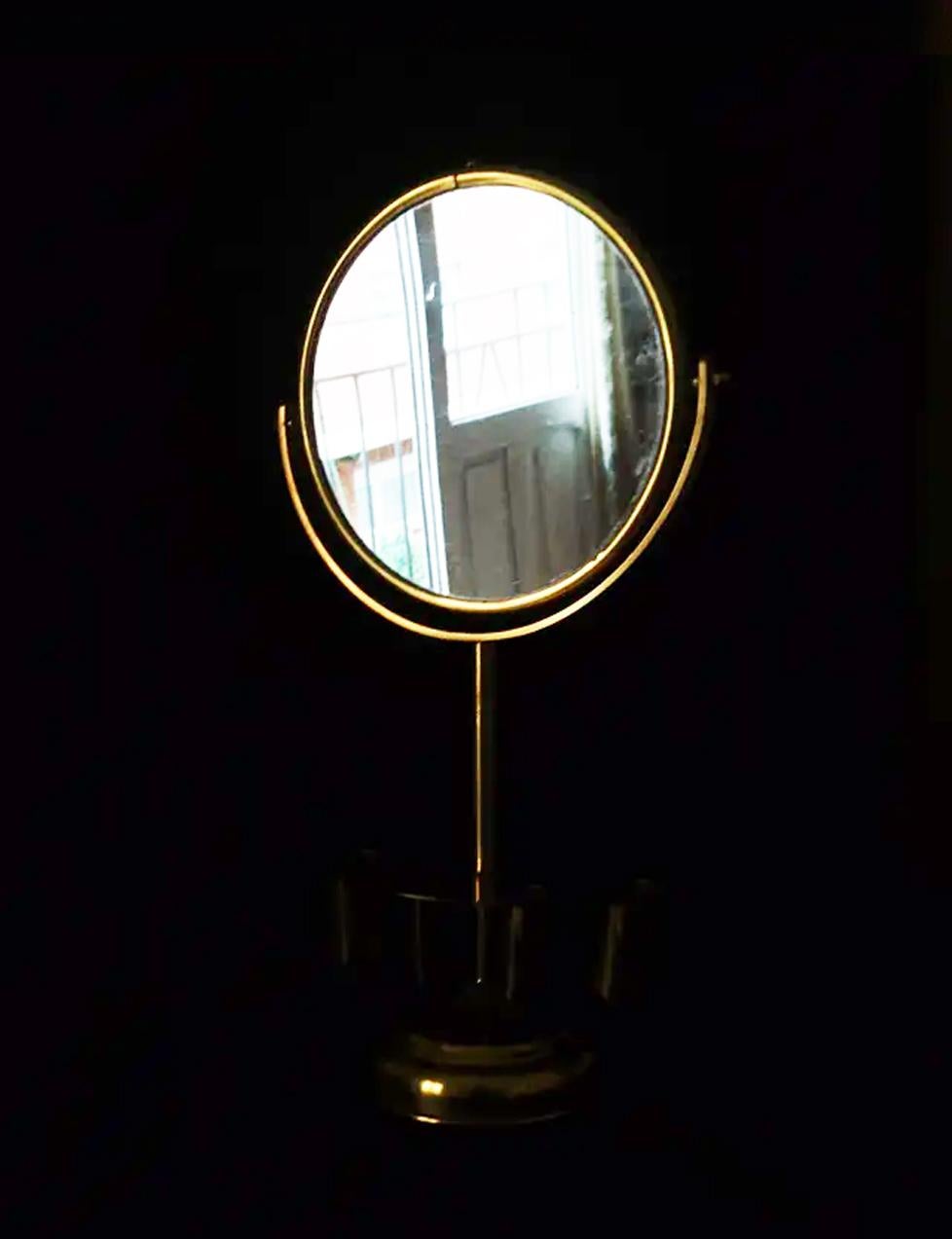   Art Deco Mirror Vanity Brass  Avec porte-crayon, milieu du siècle dernier Excellent état - En vente à Mombuey, Zamora