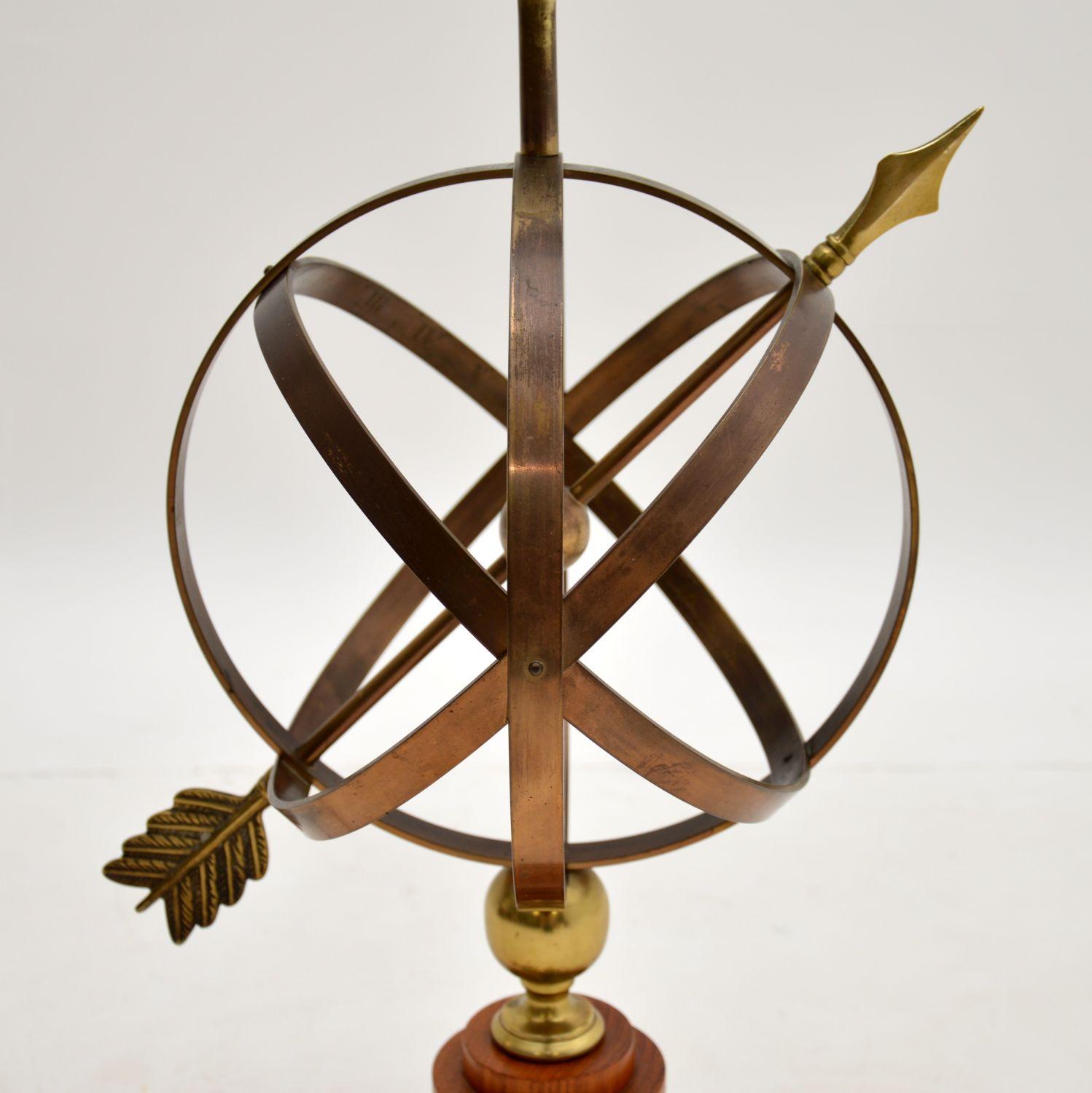Brass & Teak Armillary Sphere Vintage Table Lamp In Good Condition For Sale In London, GB