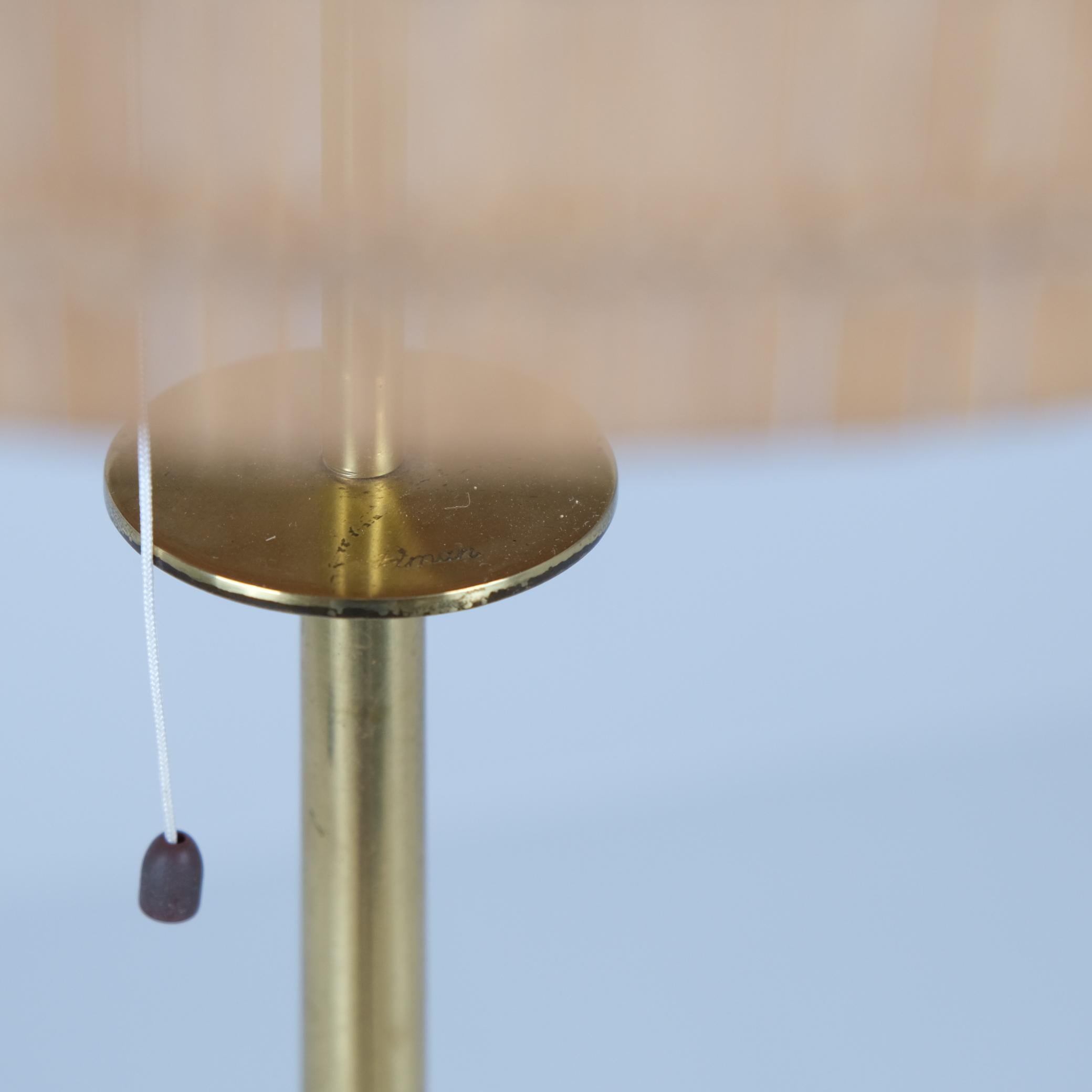 Brass, Teak & Rattan Floor Lamp Attributed to Maria Lindeman, Idman 1950s In Good Condition For Sale In Helsinki, FI