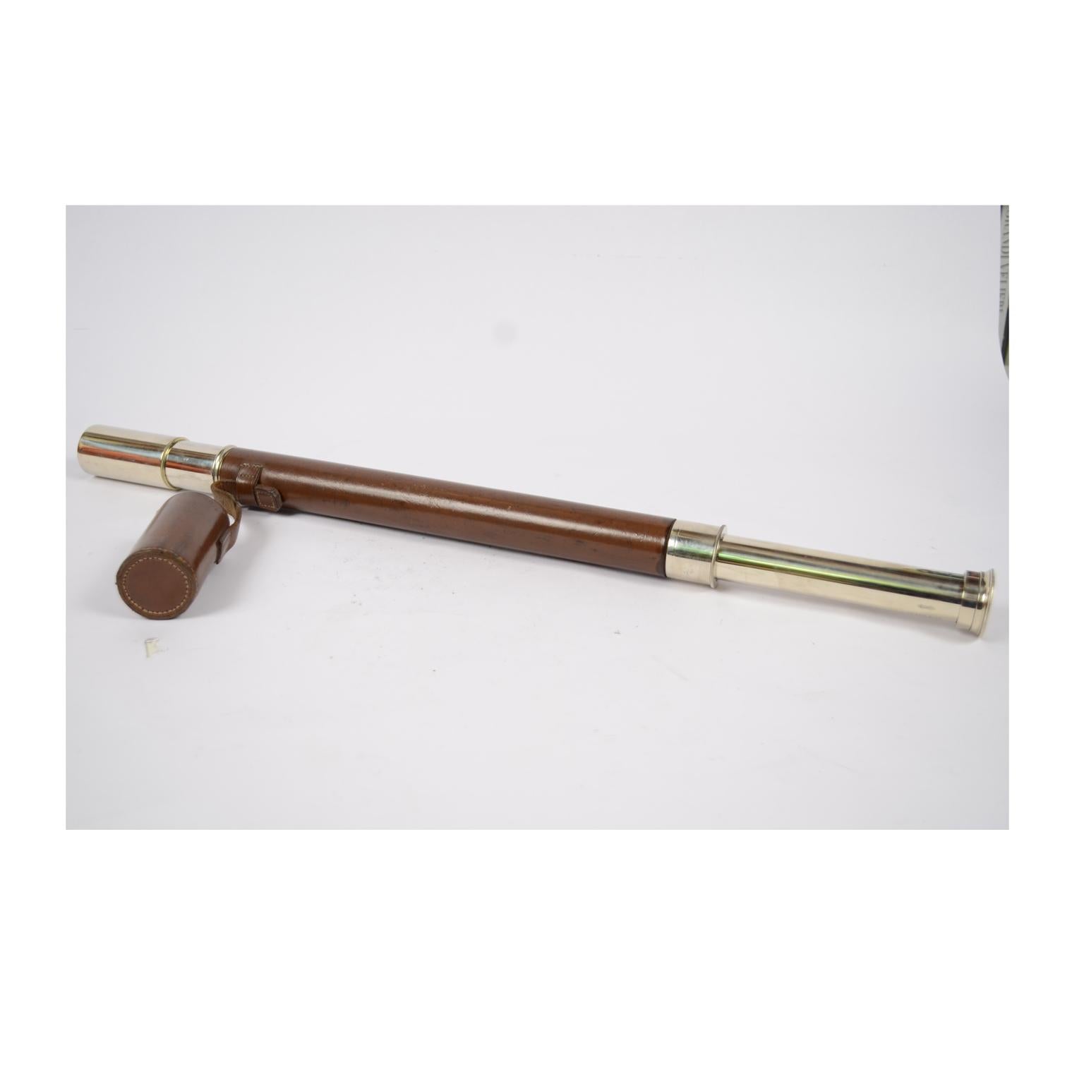 Brass Telescope Covered with Leather, UK, 1940s In Good Condition In Milan, IT