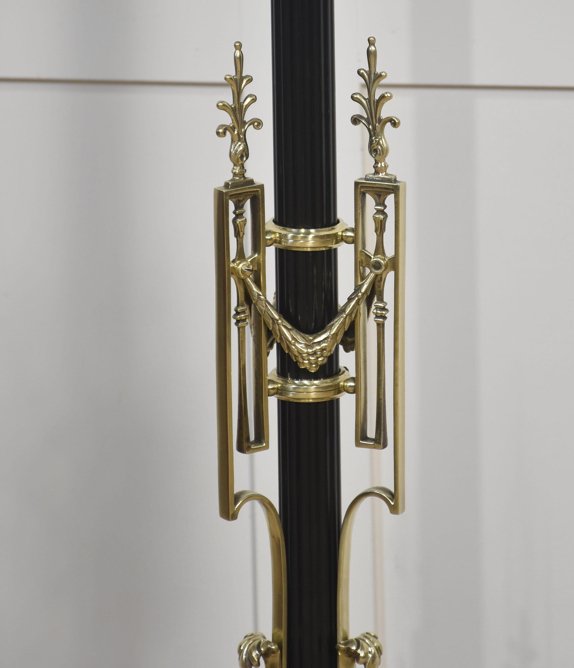 Lampada telescopica standard in ottone in vendita 2