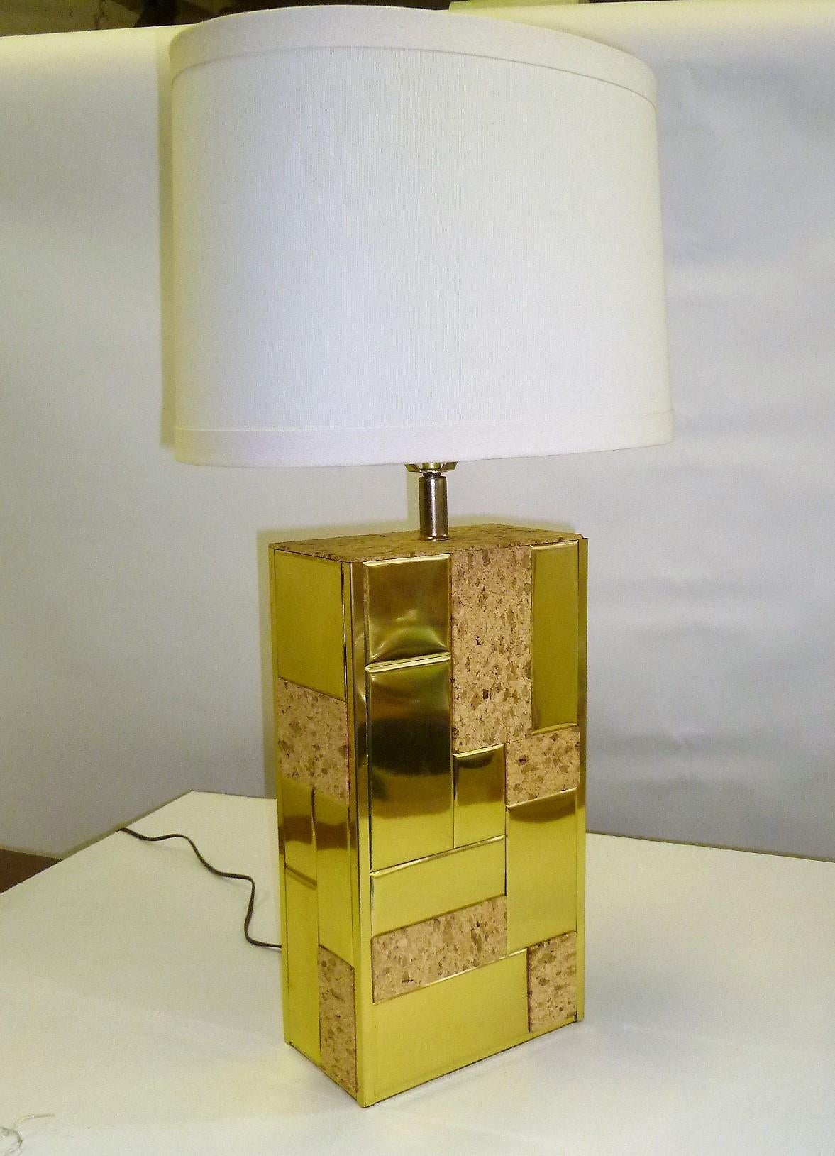 Beautiful brass tile and Cork Paul Evans Cityscape style 1970s Organic modern table lamp with a slim profile. Random brass tiles interspersed by Cork Tiles over a plinth form. Sleek Cityscape style. Just add your shade. Shade shown as