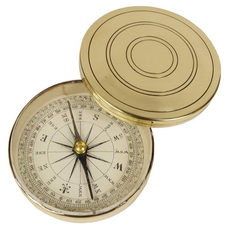 Brass Topographic Compass UK, First Half of the 19th Century For Sale
