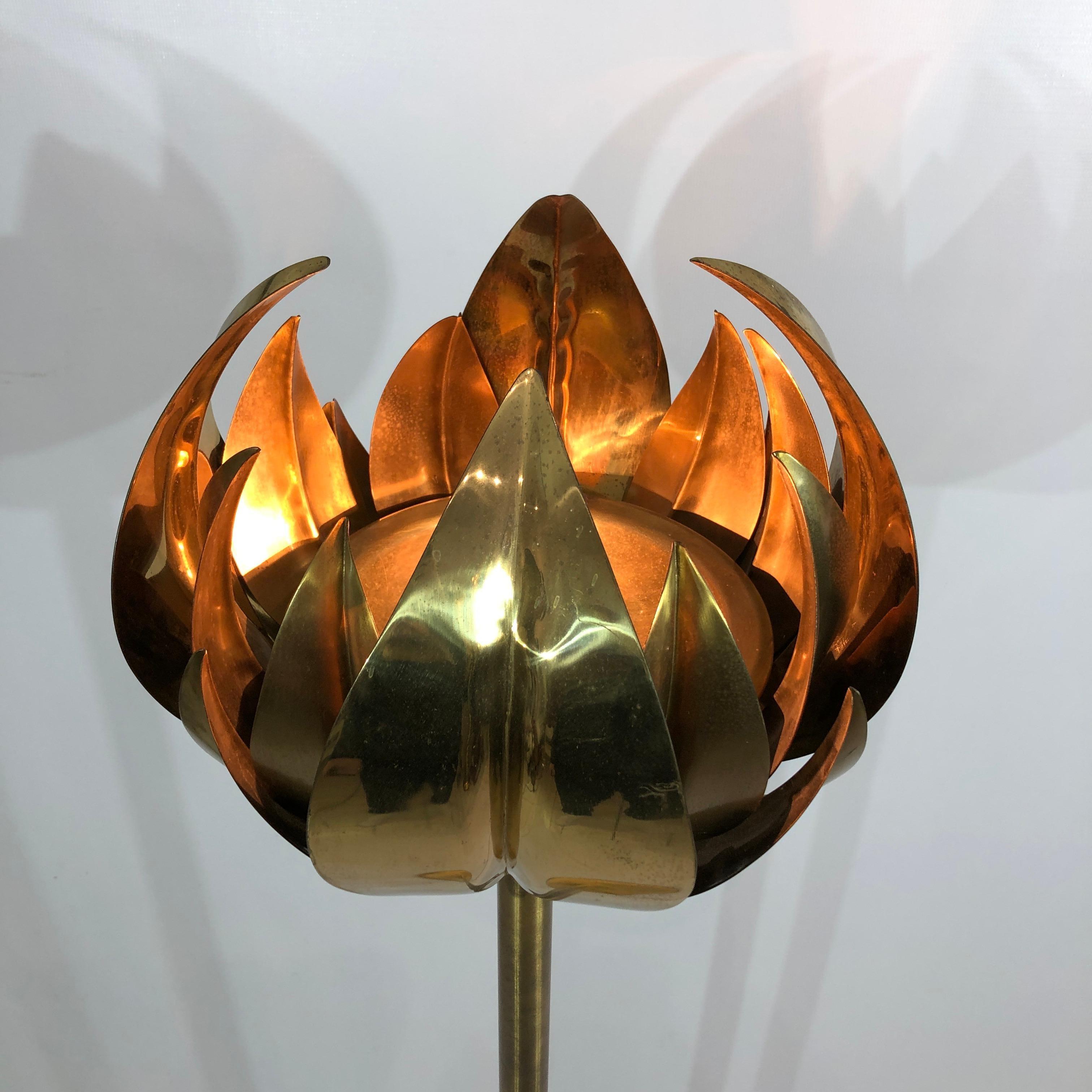 Brass Torchiere Lotus Floor Lamp 1960s 1970s Vintage Tommaso Barbi Palm Tree  In Good Condition For Sale In London, GB