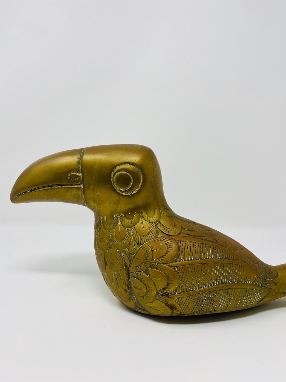 Brass Toucan Sculpture by Dolbi Cashier In Good Condition In San Diego, CA