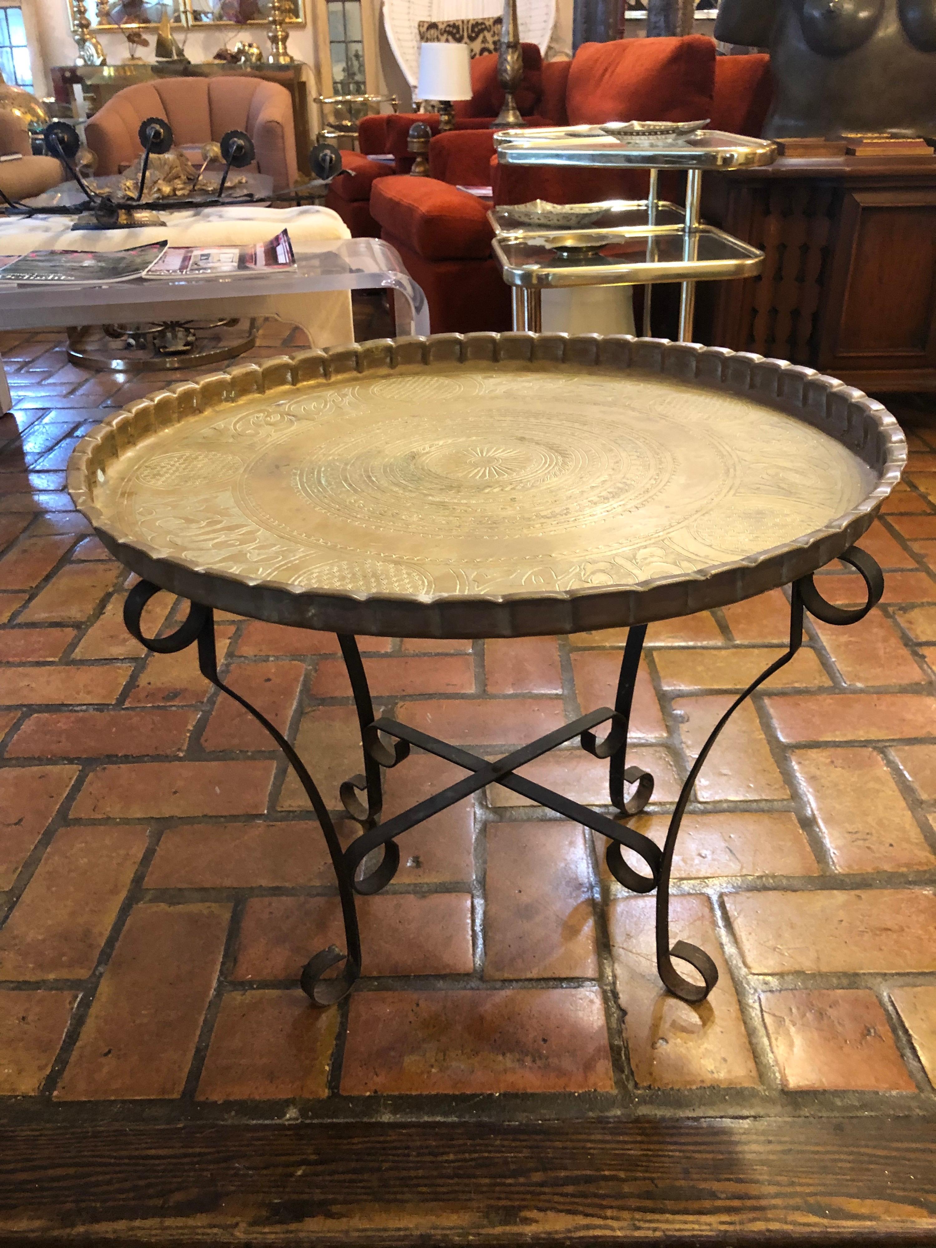 Brass Tray Table with Folding Stand In Good Condition In Redding, CT