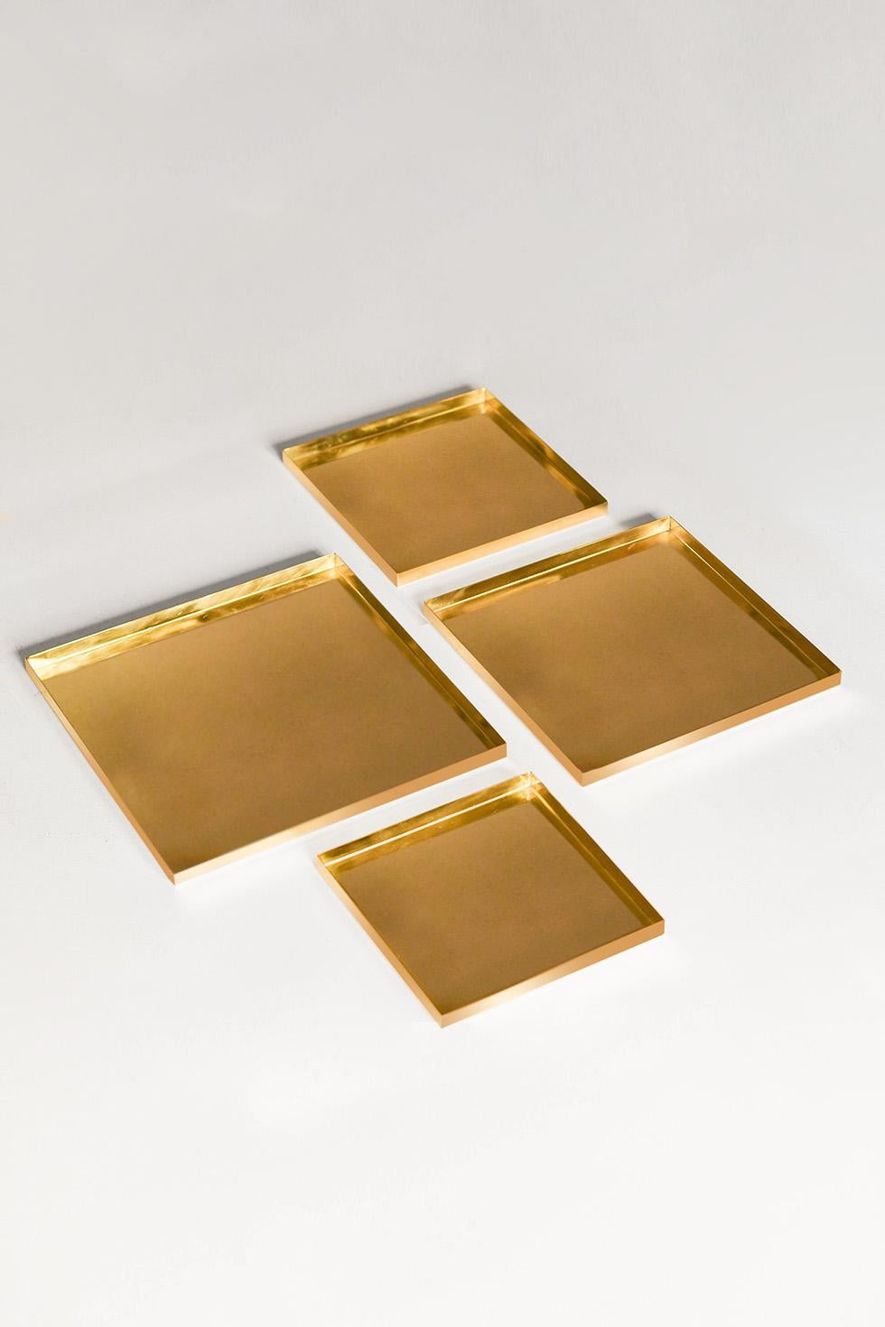 Brass trays “Molto Editions” For Sale 4
