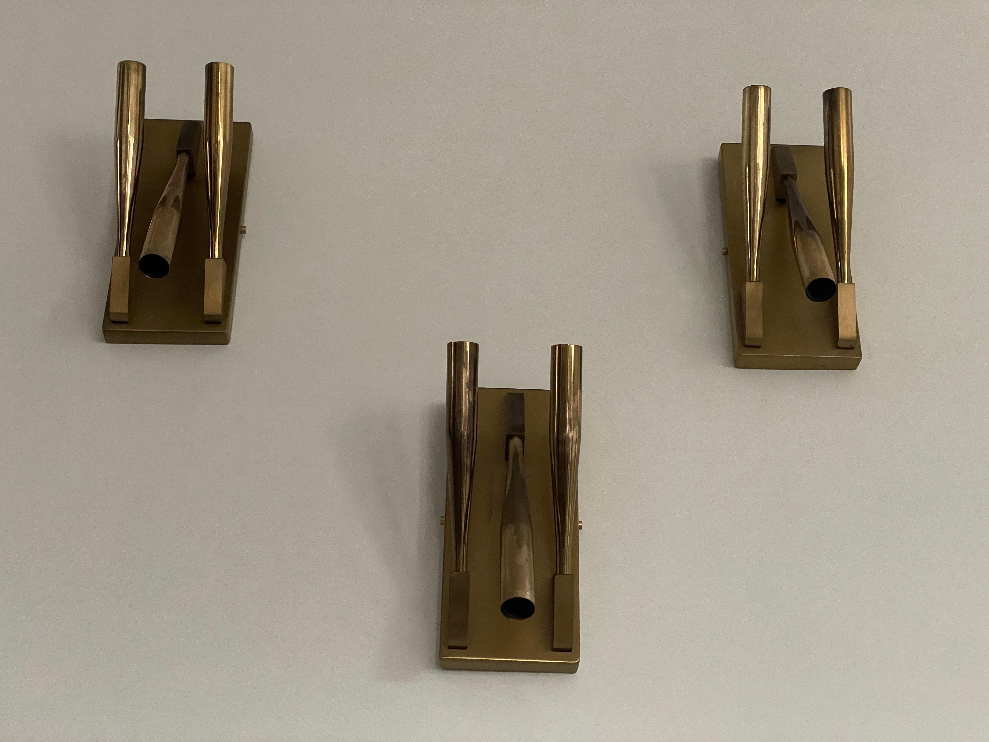Brass Triple Tube Shades Set of 3 Sconces Attributed Gio Ponti, 1950s, Italy In Excellent Condition For Sale In Hagenbach, DE
