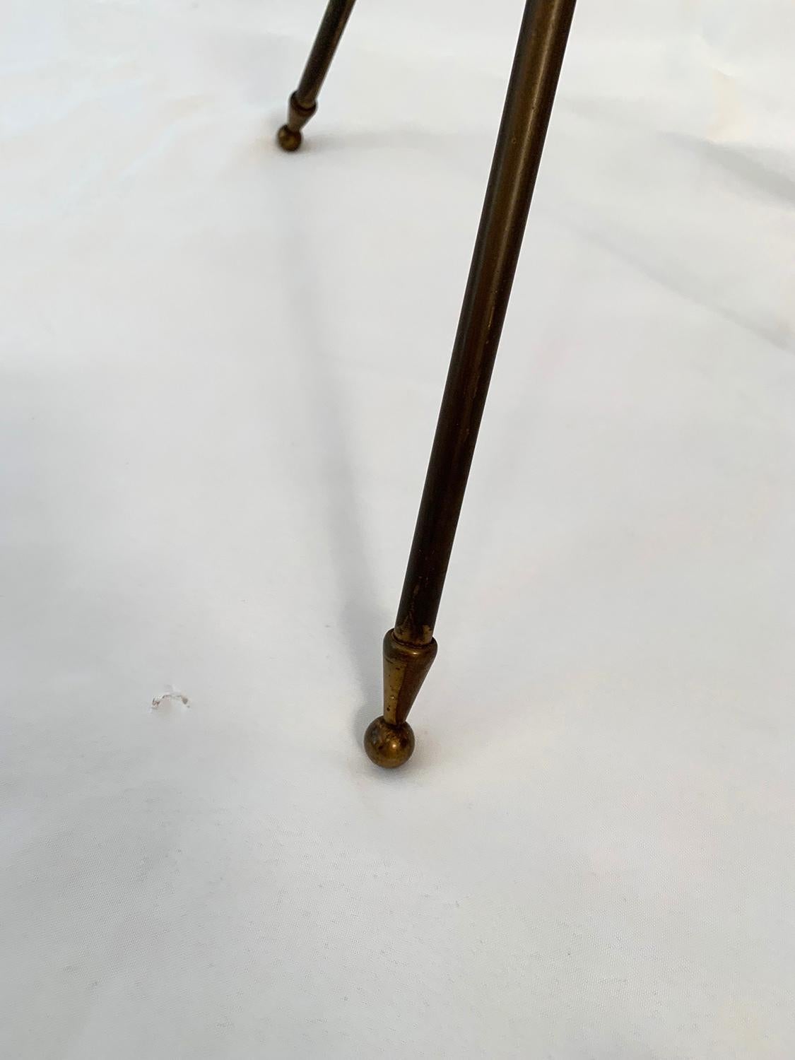 Brass Tripod Floor Lamp, 1960s In Good Condition In Brussels, Brussels