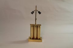 Lampada da tavolo con struttura in ottone, Argentina, stile Mid-Century Modern, anni '60, retrò, vintage