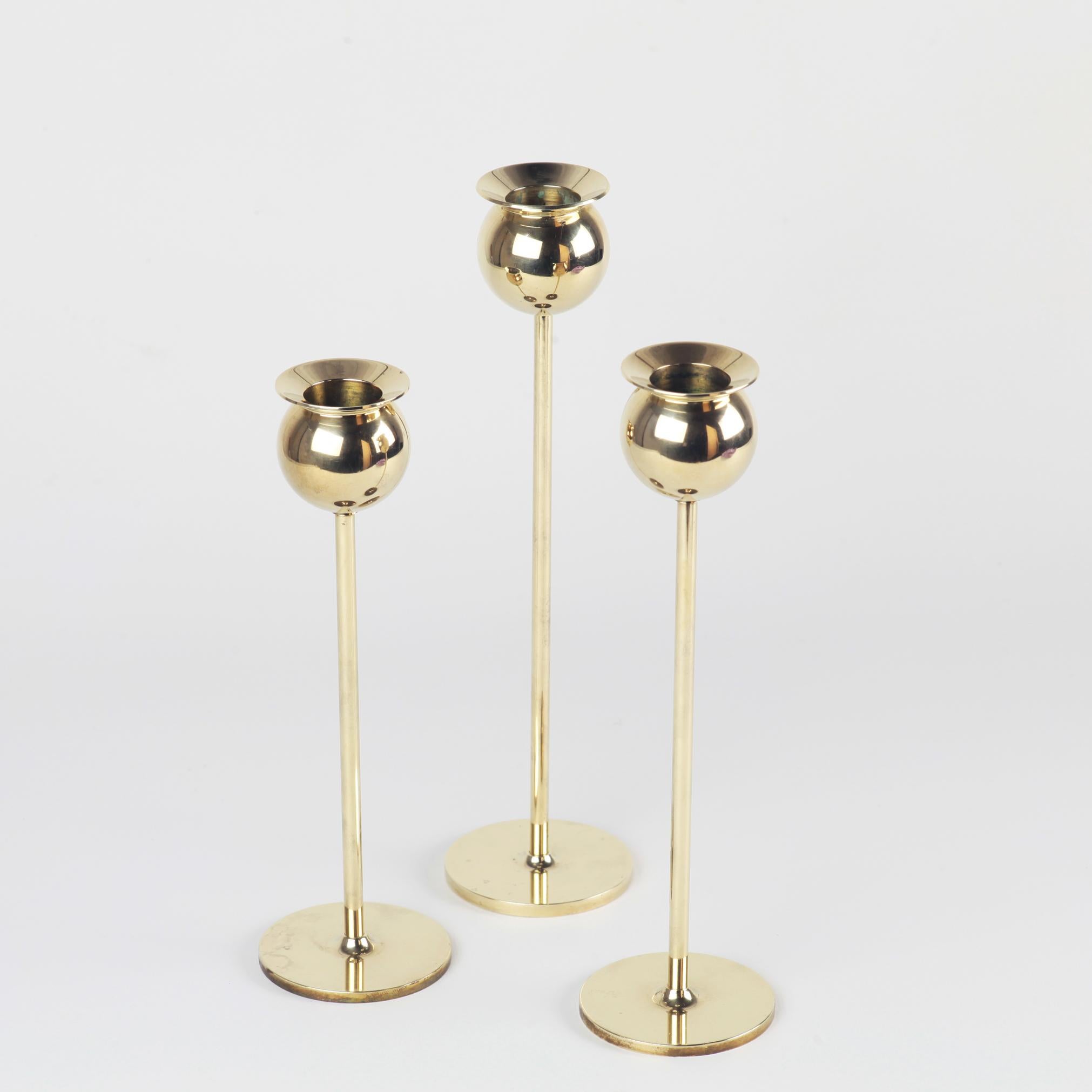 Brass Tulip Candleholders by Pierre Forsell for Skultuna, Sweden, 1970s In Good Condition In Saint  Ouen, FR