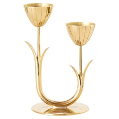Portacandele Tulipano in ottone di Gunnar Ander