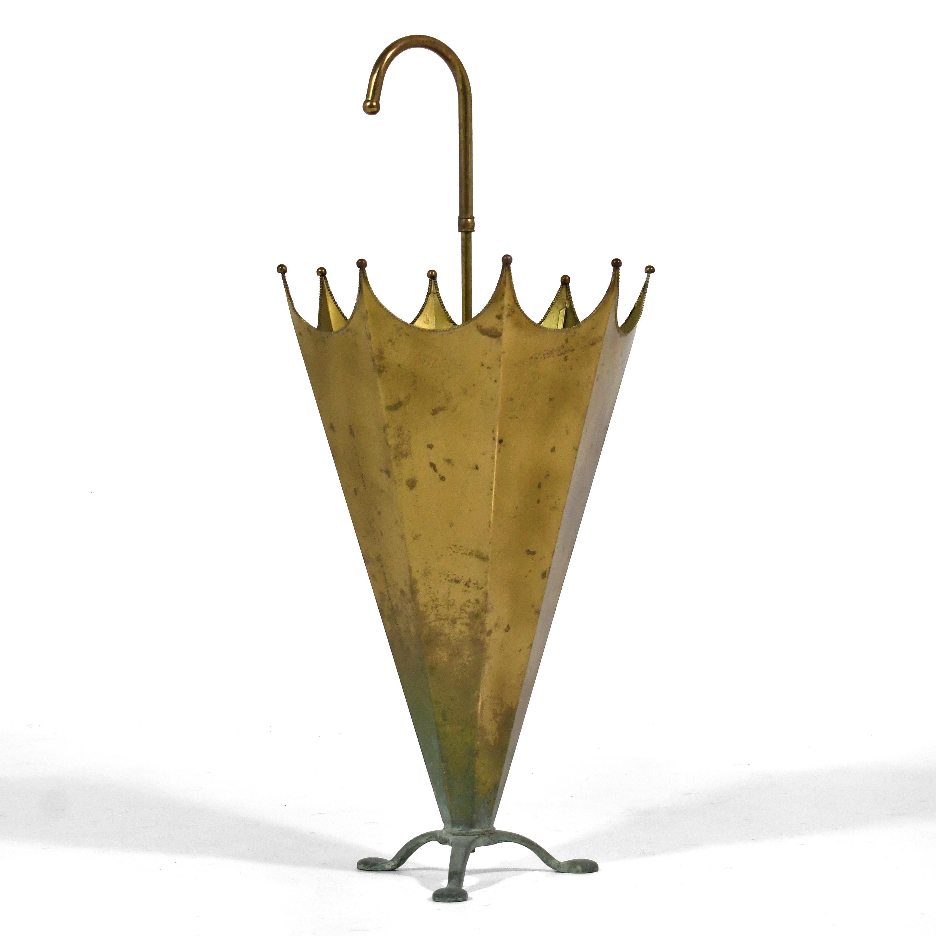 Brass Umbrella Shaped Umbrella Stand In Good Condition In Highland, IN