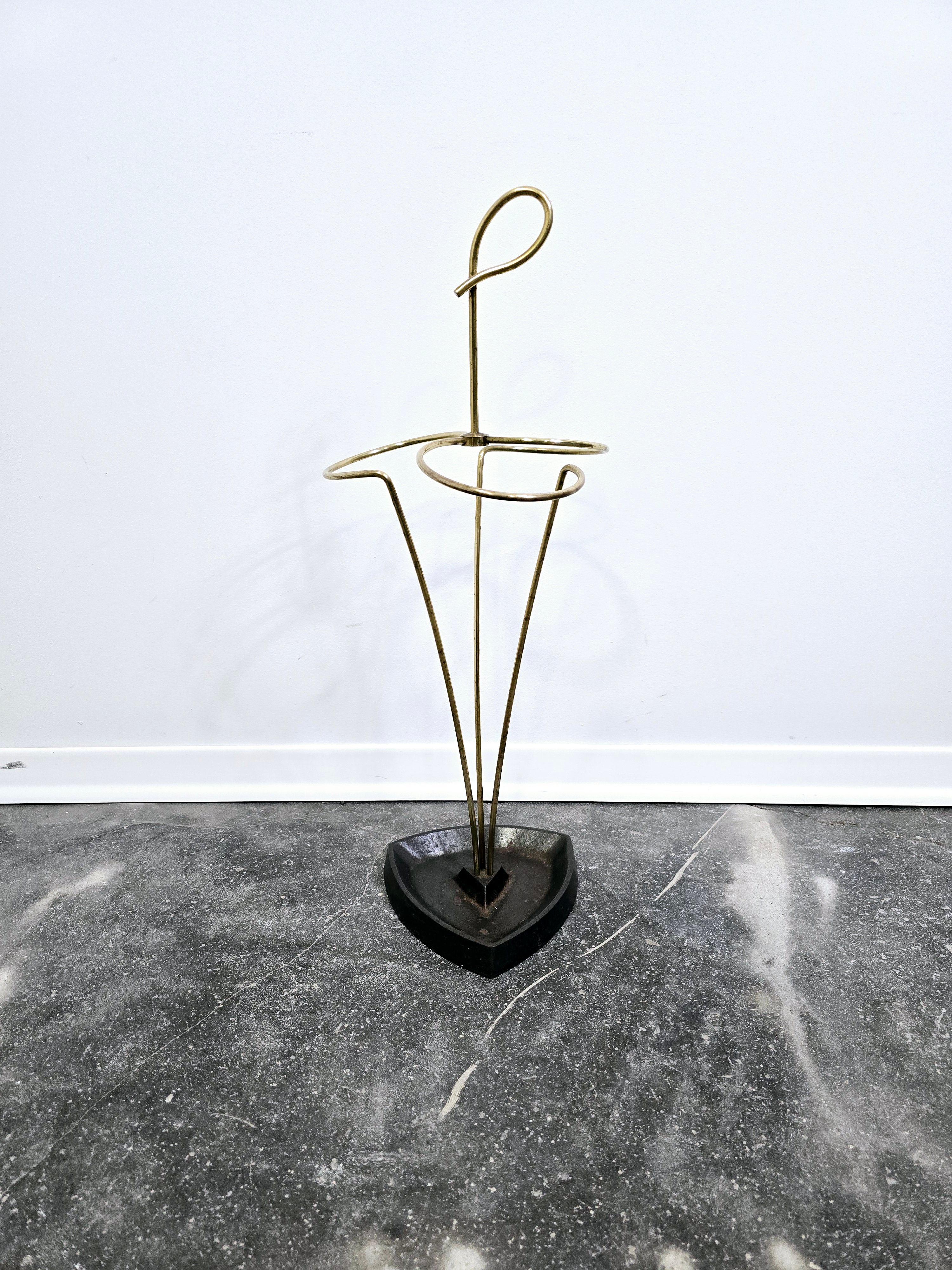 Umbrella Stand aus Messing 1950s im Angebot 4