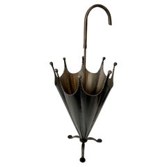 Brass Umbrella Stand in the Shape of an Umbrella Rope Detail Wire and Three Legs