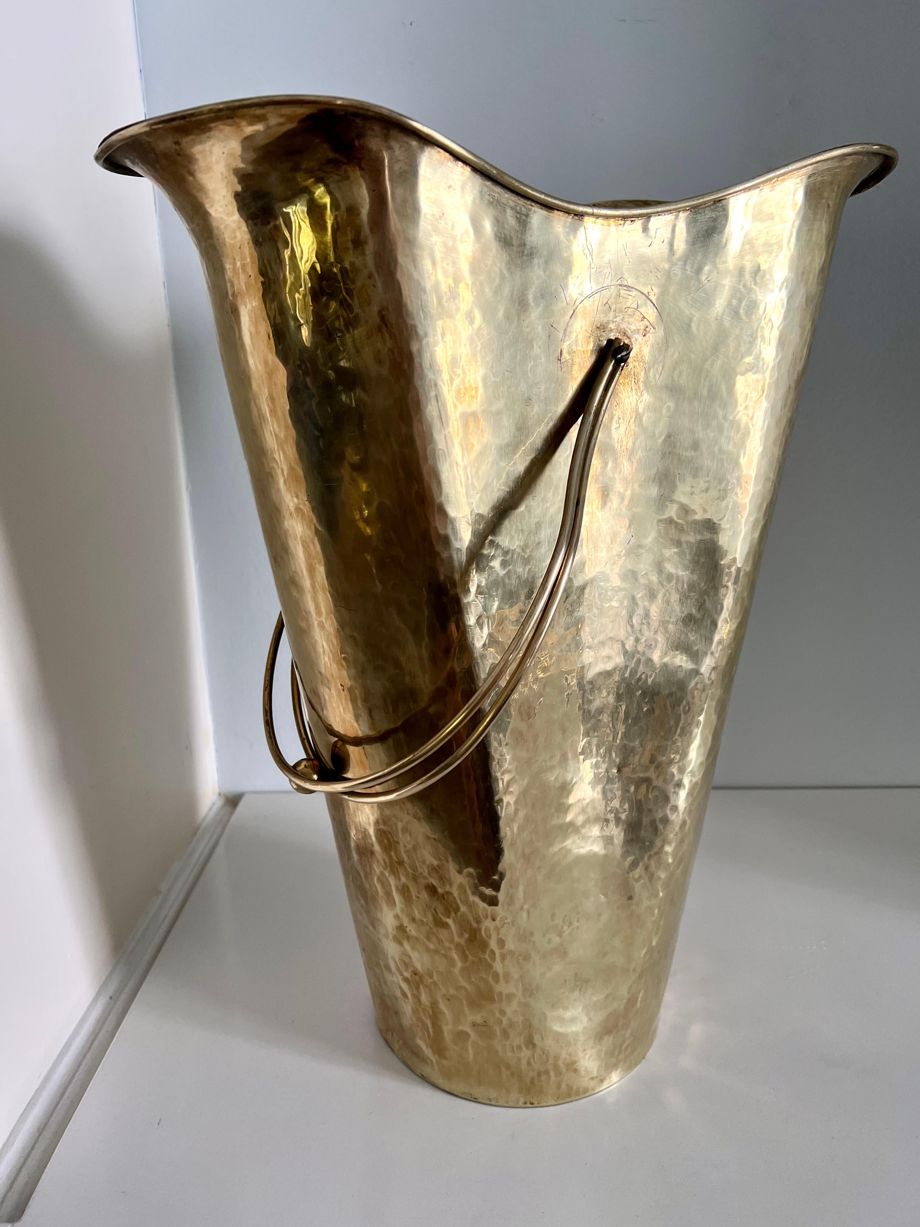 Brass Umbrella Stand or Kindling Bucket with Decorative Handle In Good Condition In Los Angeles, CA