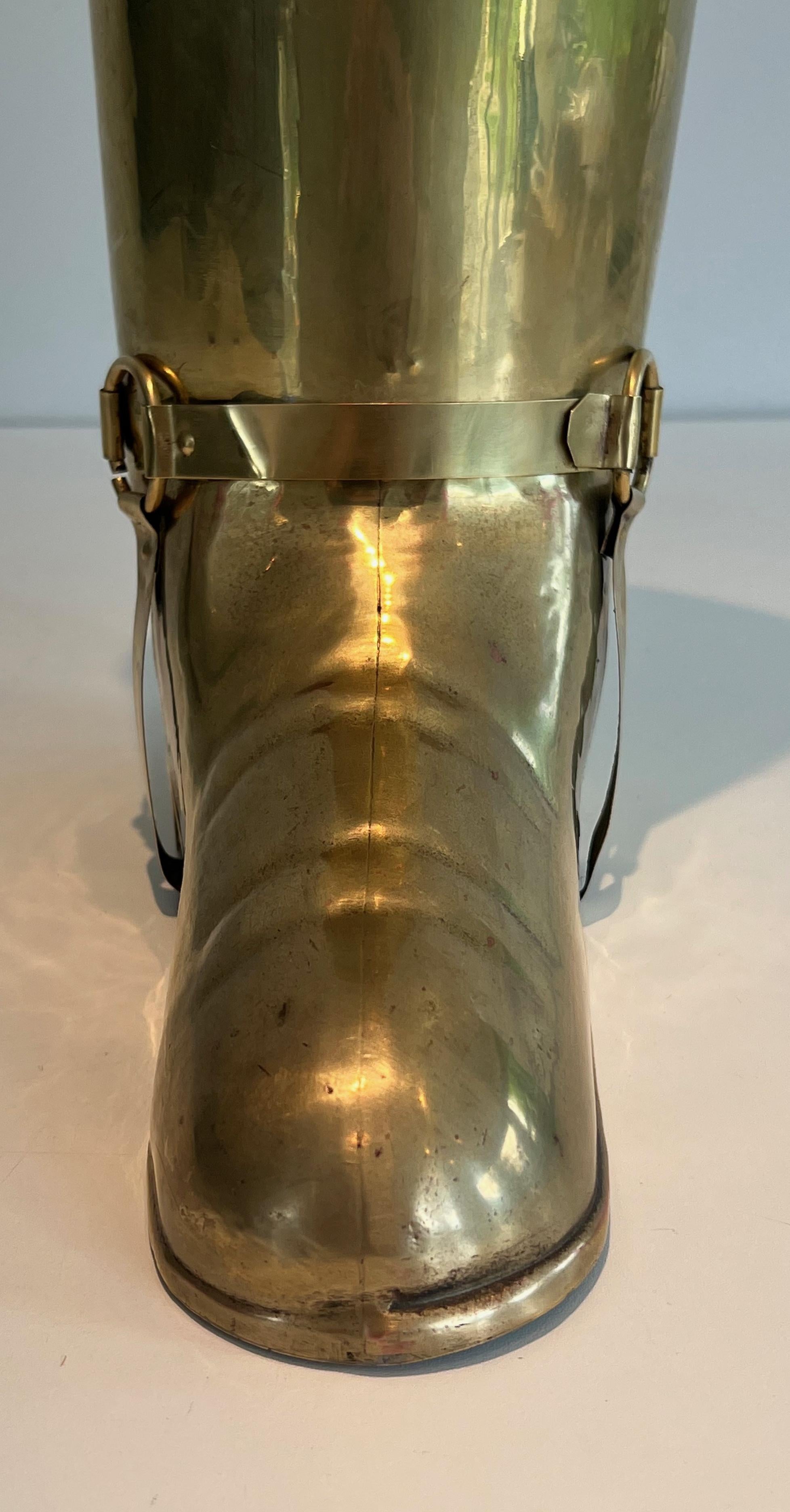 Stand Umbrella en laiton représentant une botte. Travail français. Circa 1900 en vente 12