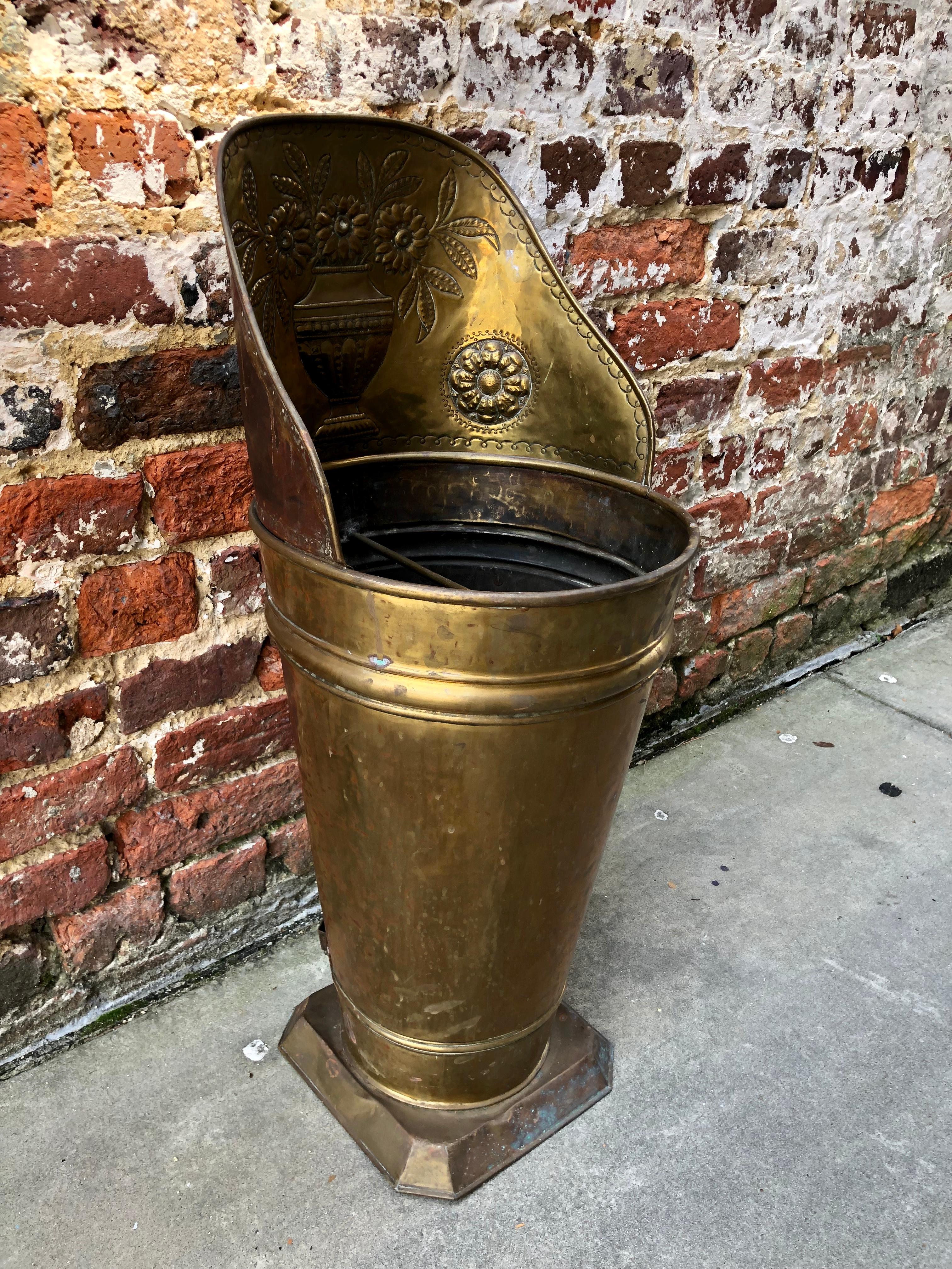 English Brass umbrella stand with floral motif For Sale