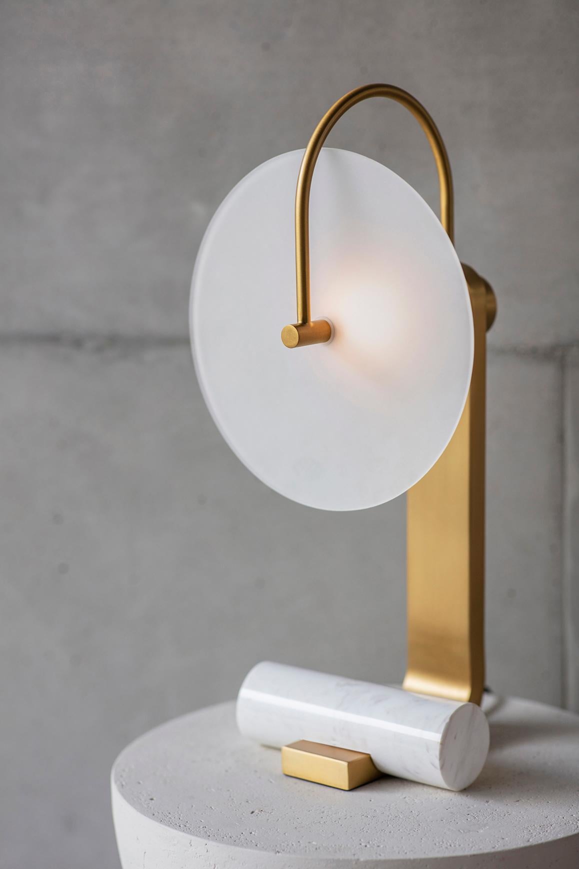 Brass Universe Table Lamp by Square in Circle In New Condition For Sale In Geneve, CH