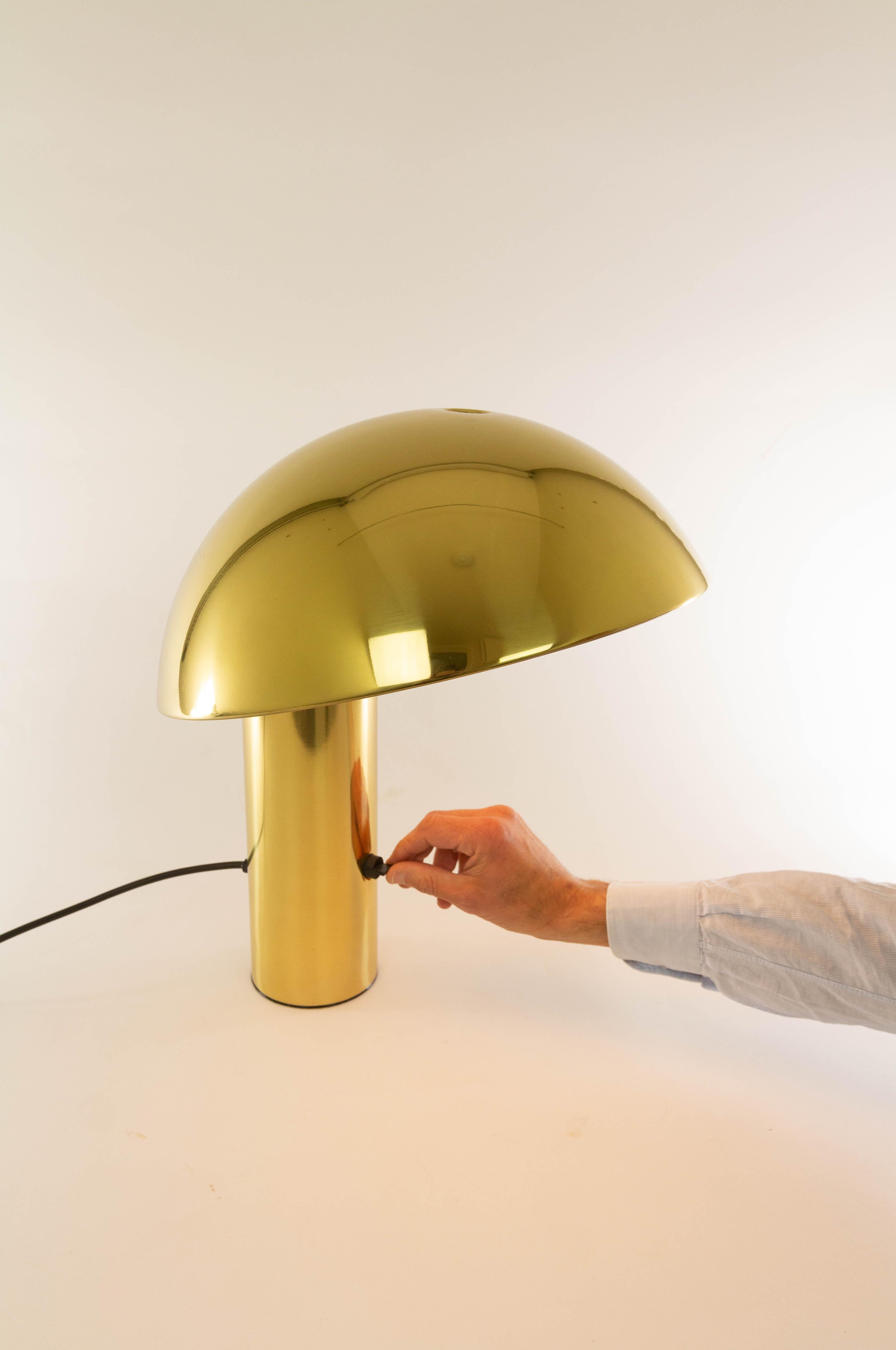 Brass Vaga Table Lamp by Franco Mirenzi for Valenti, 1970s For Sale 3