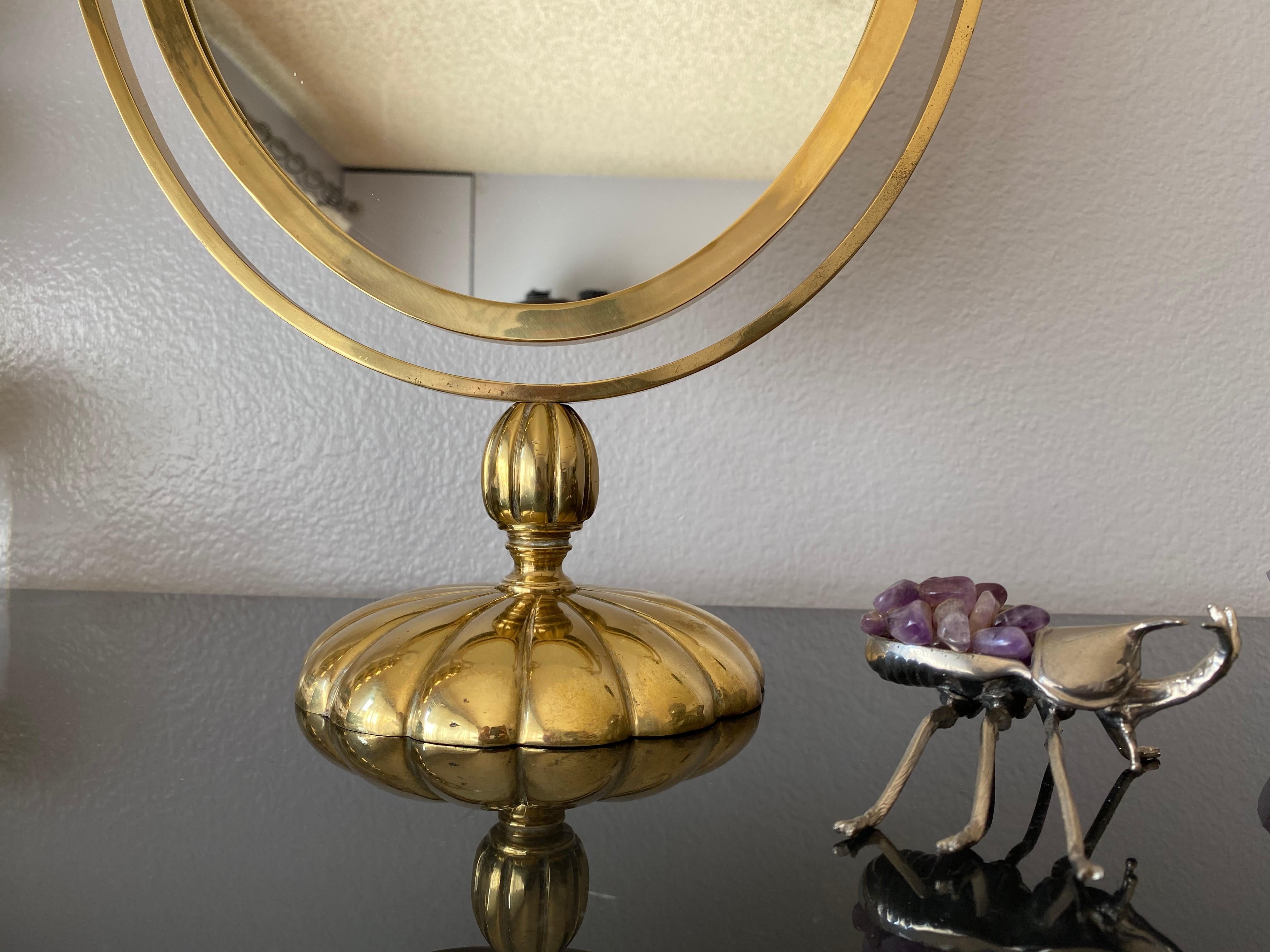 vanity mirror antique